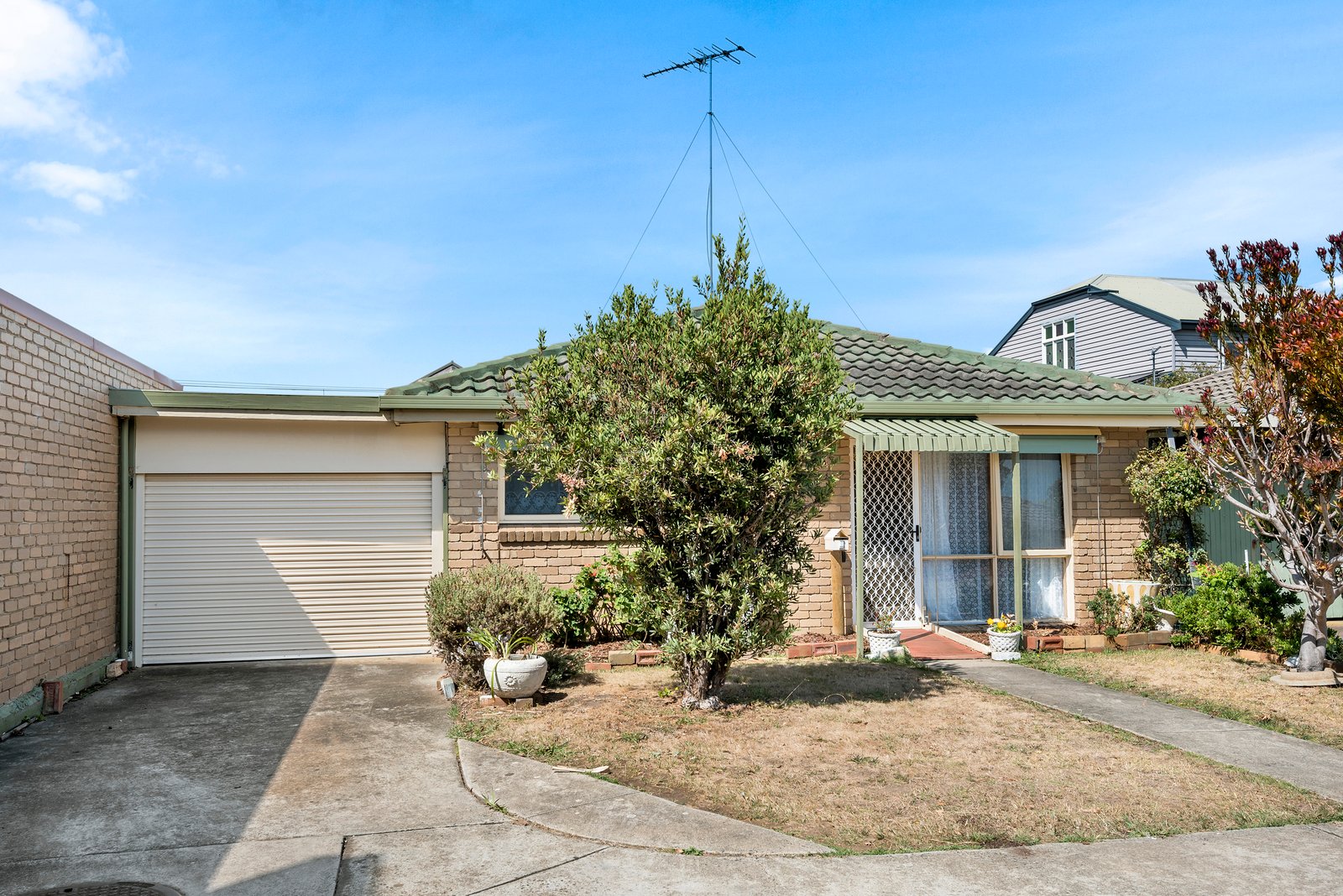 Property Gallery - Main Image