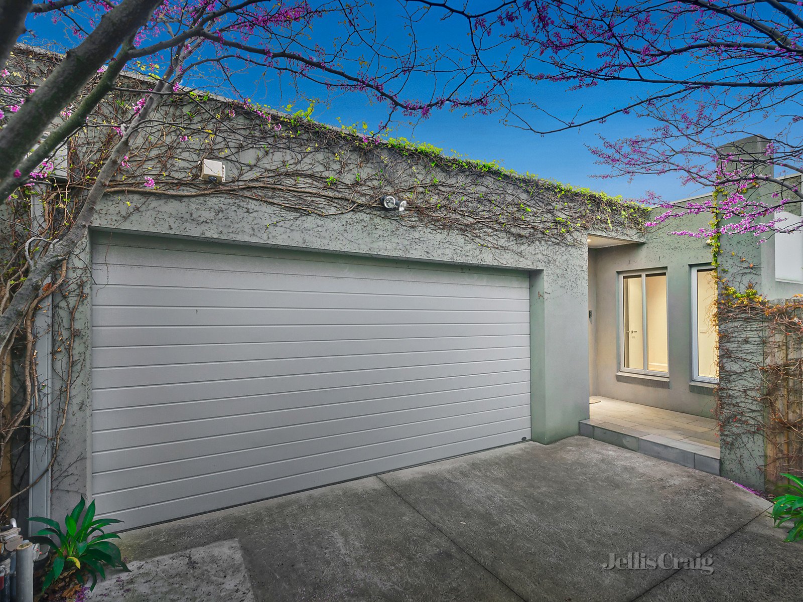 2/103 Oakleigh Road, Carnegie image 1