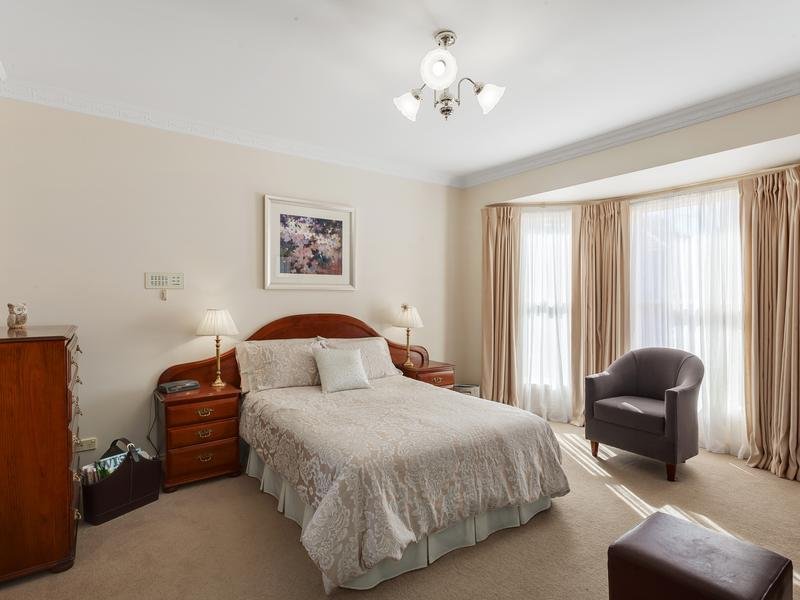 2/103 Woodhouse Road, Donvale image 5