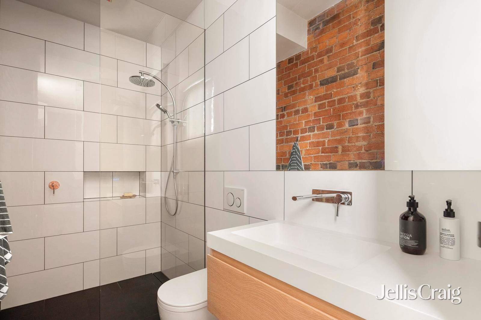 2/103a Blyth Street, Brunswick image 14