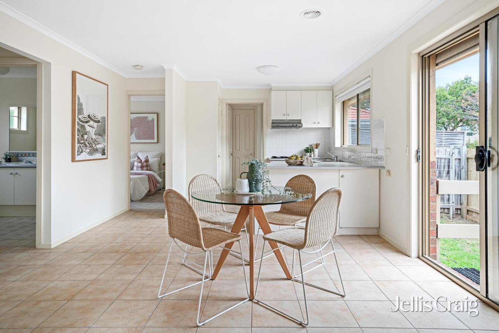 2/104 Chute Street, Mordialloc image 5