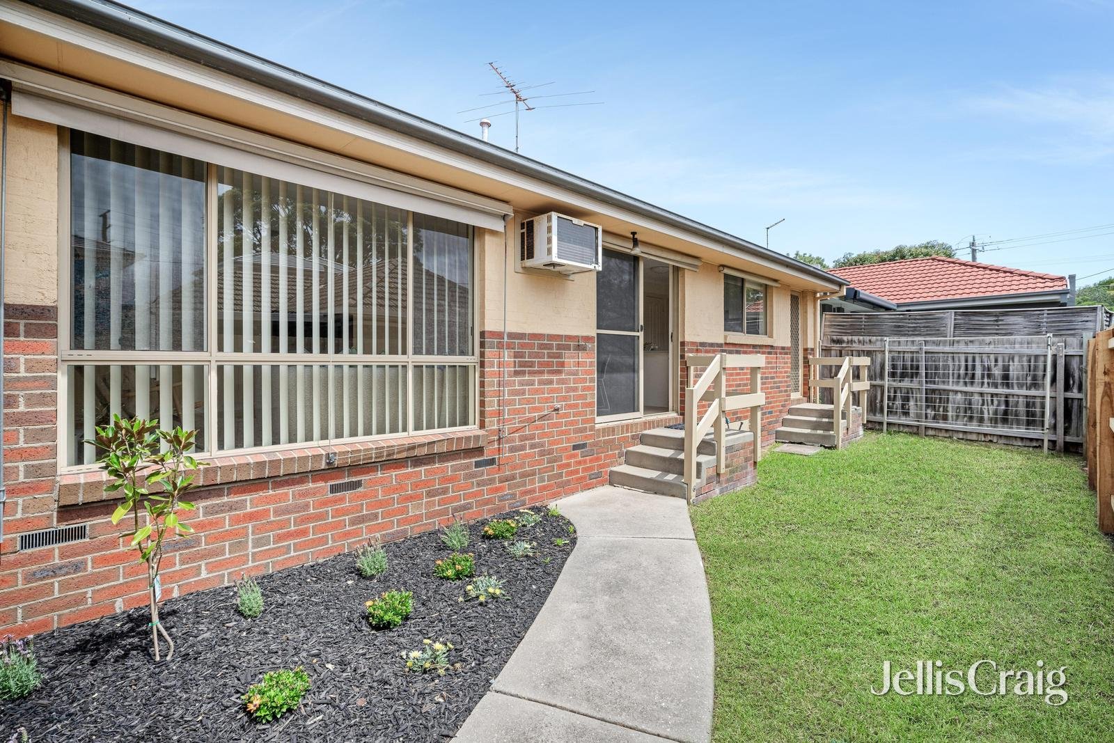 2/104 Chute Street, Mordialloc image 12