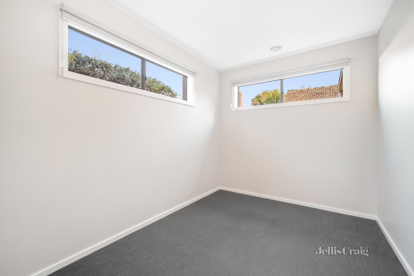 2/104 Cooke Street, Redan image 9