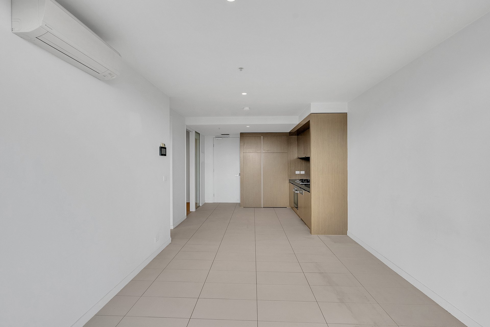 2104 / 50 Albert Road South Melbourne