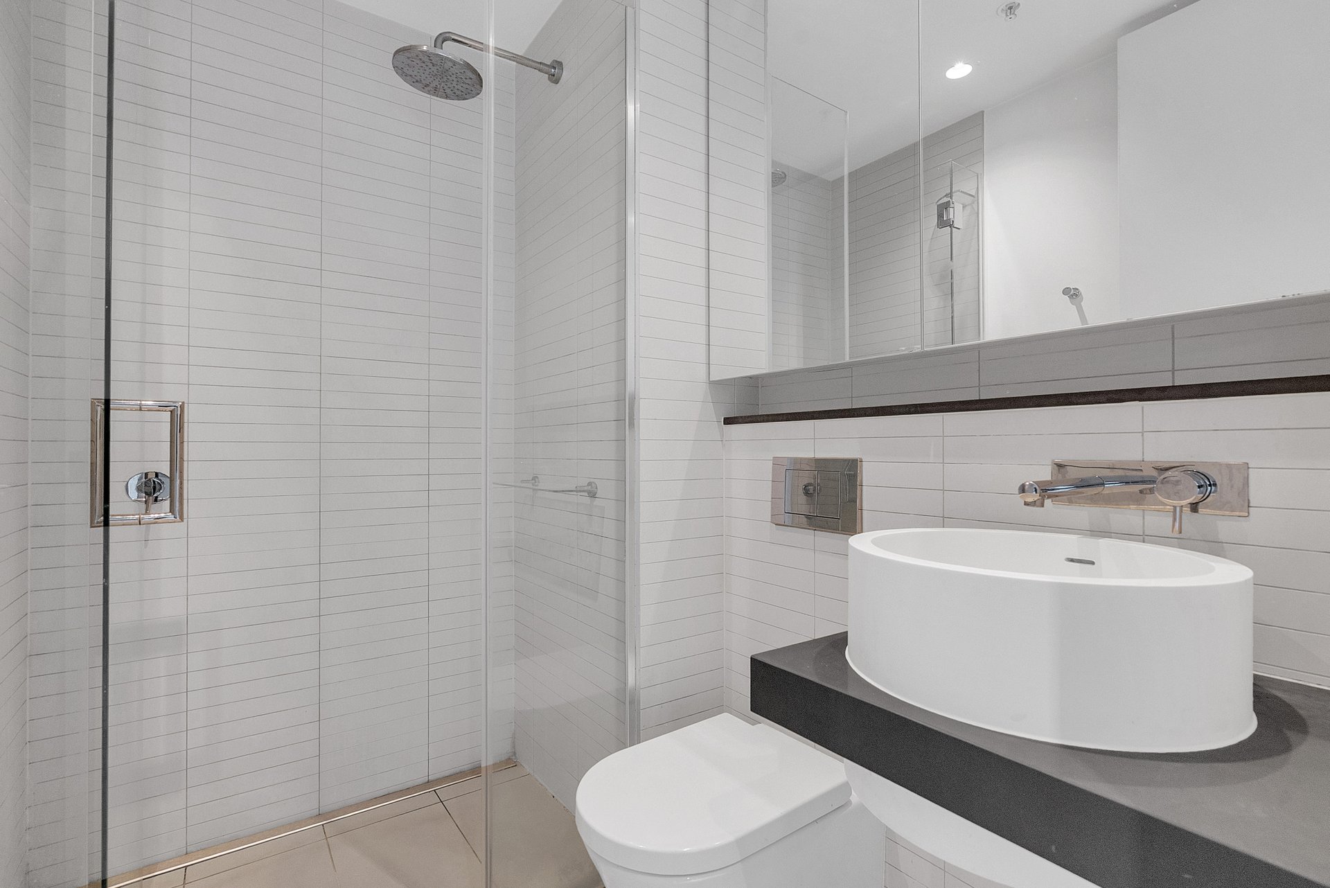 2104 / 50 Albert Road South Melbourne