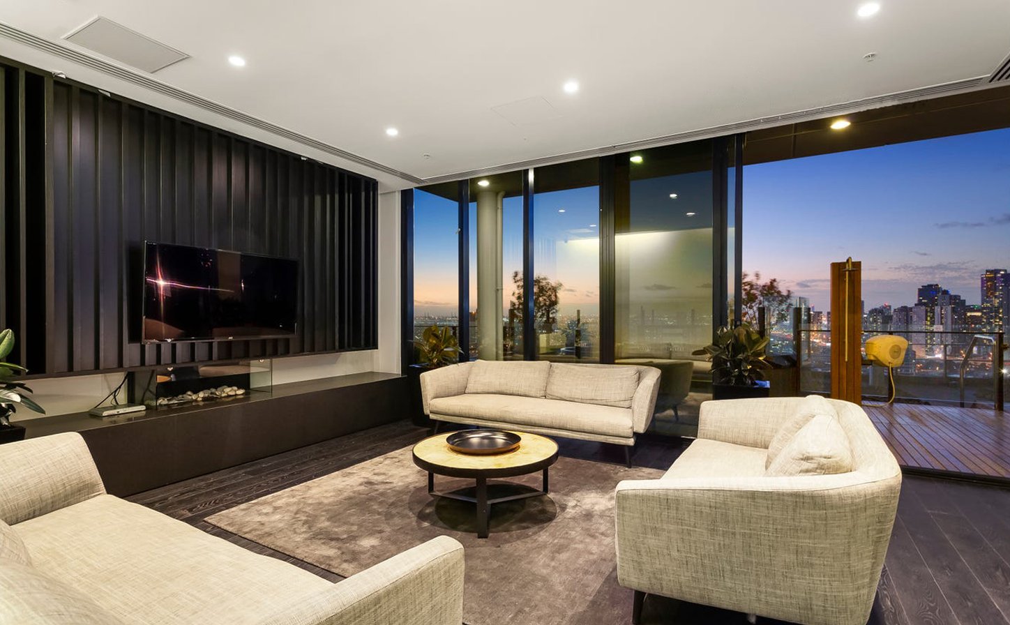 2104 / 50 Albert Road South Melbourne