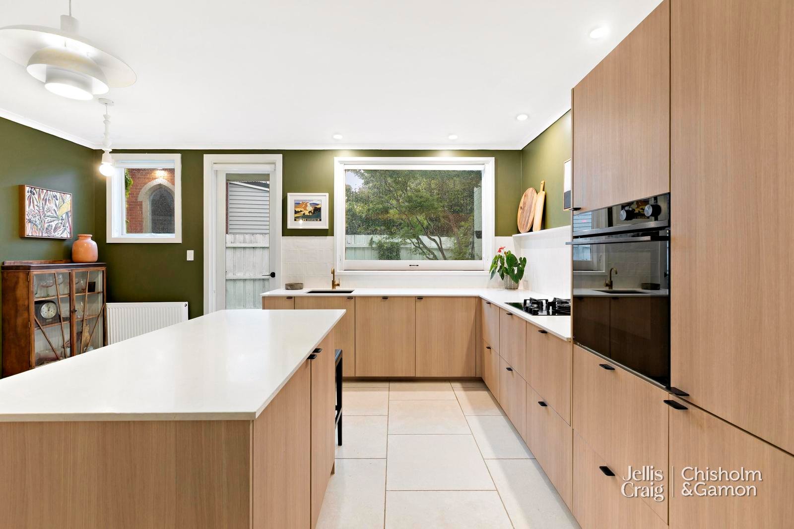 2/105 Cochrane Street, Brighton image 14