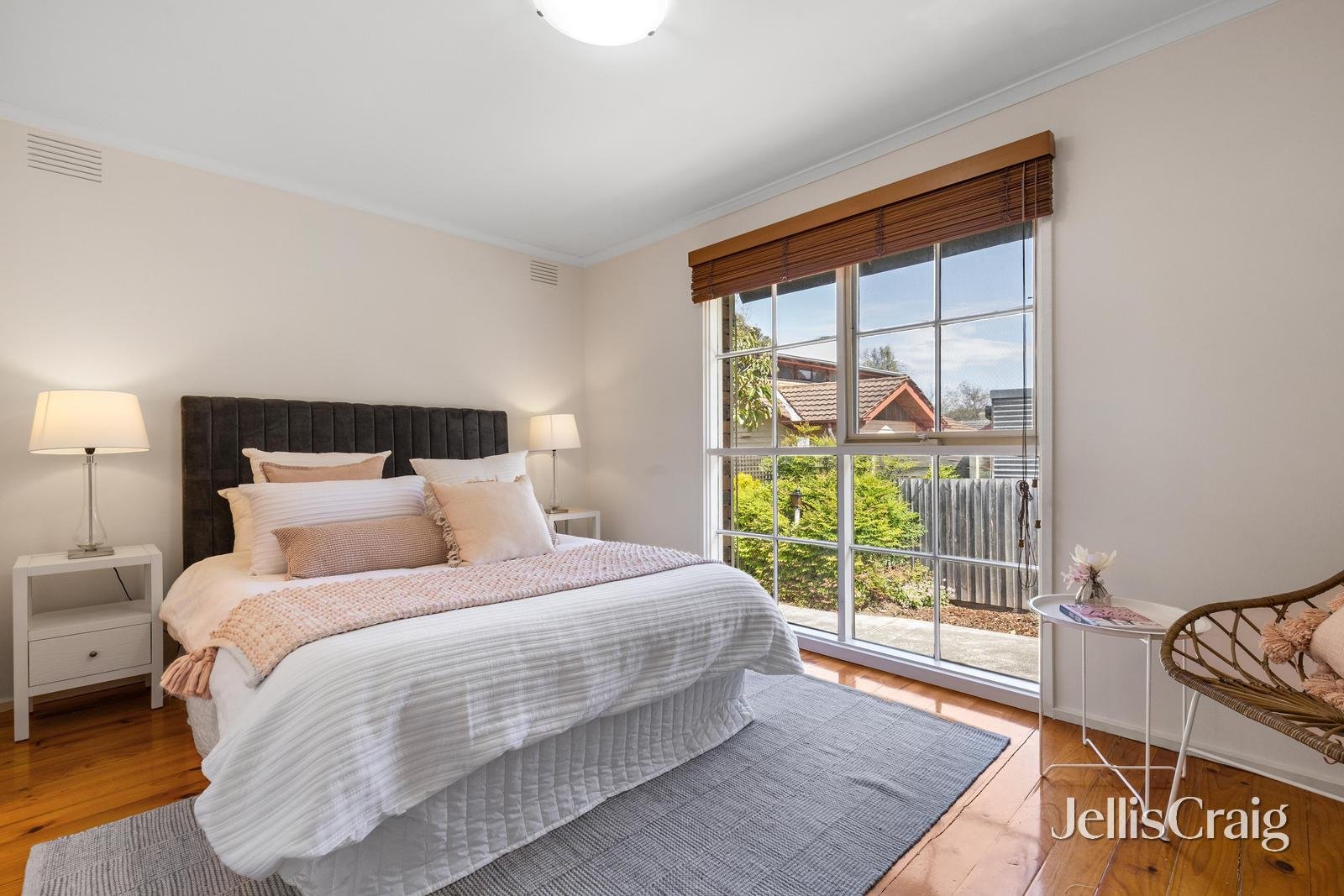 2/105 Croydon Road, Surrey Hills image 5