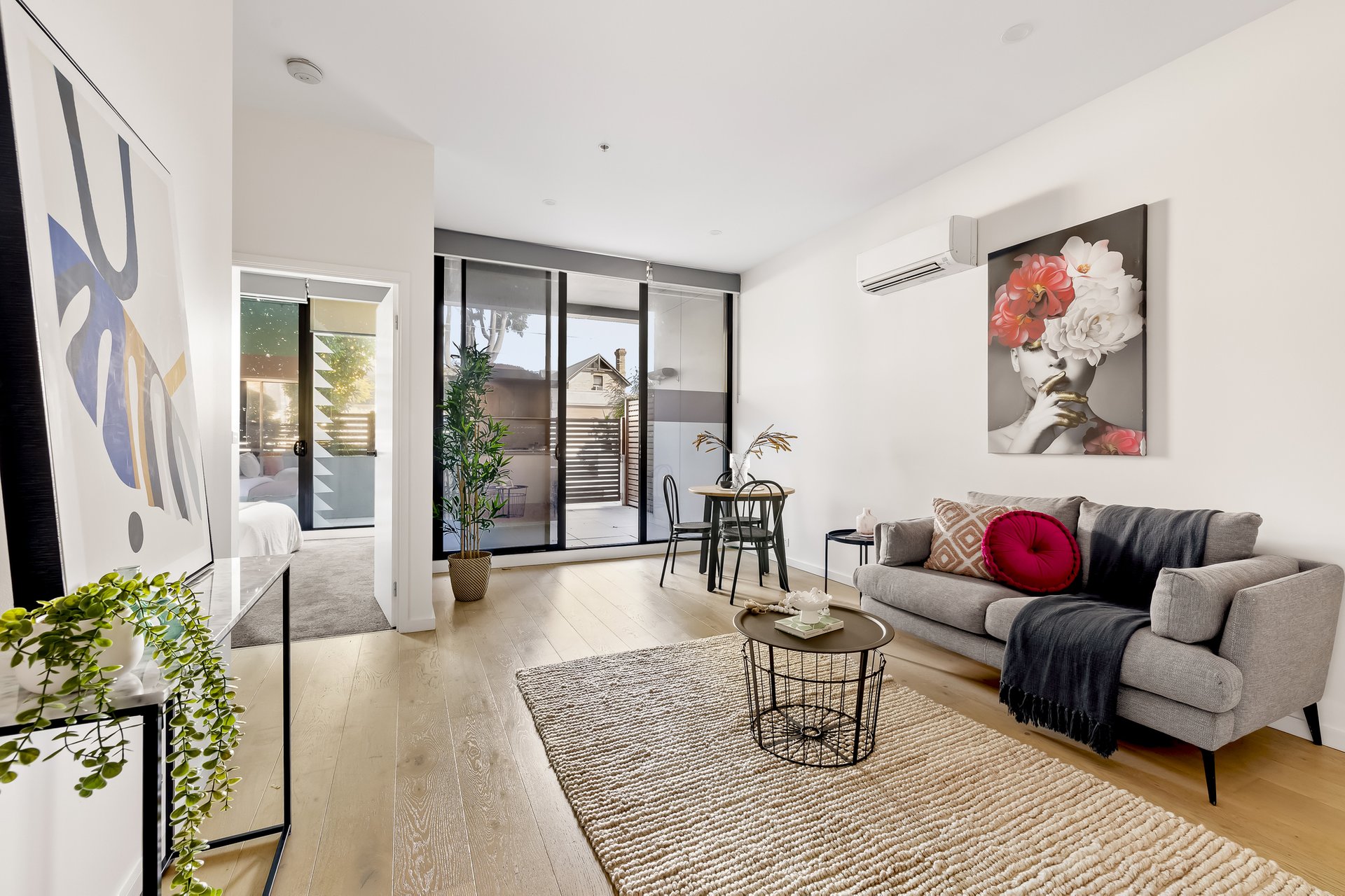 Property Gallery - Main Image