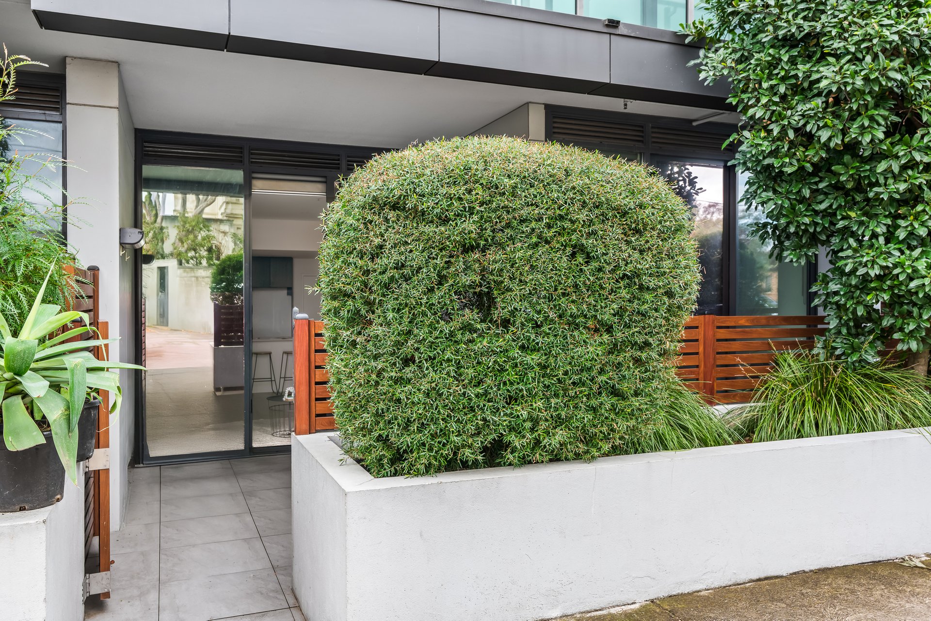Property Gallery Thumbnail 12