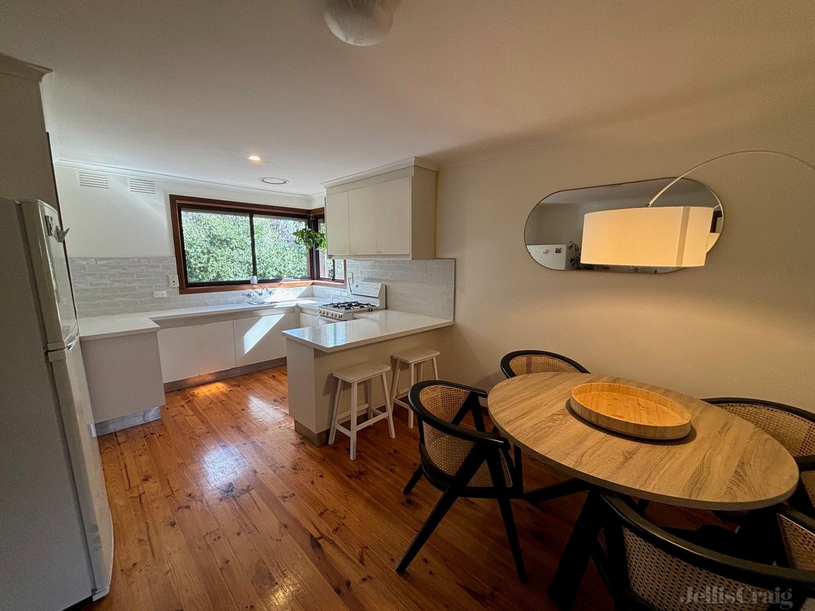 2/105 Perry Street, Fairfield image 3