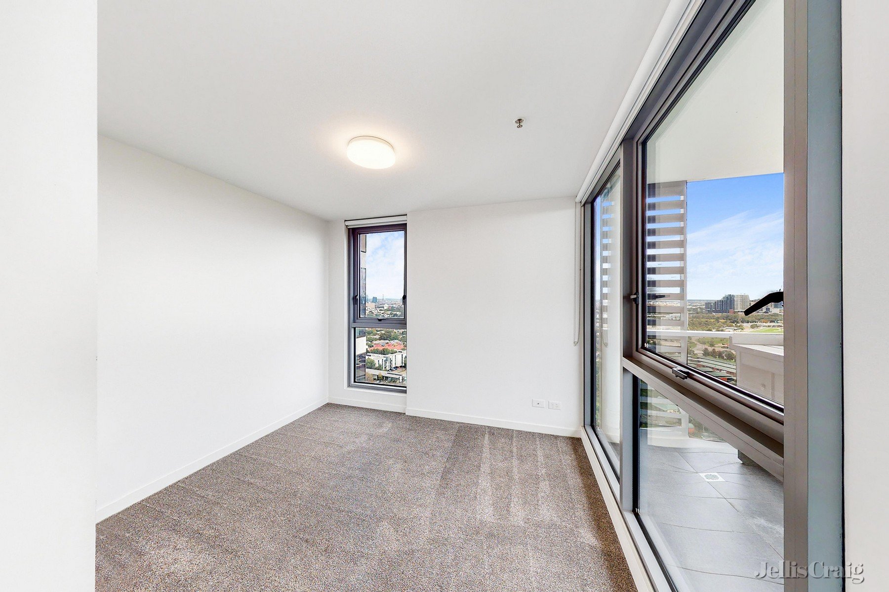 2105/1 Ascot Vale Road, Kensington image 4