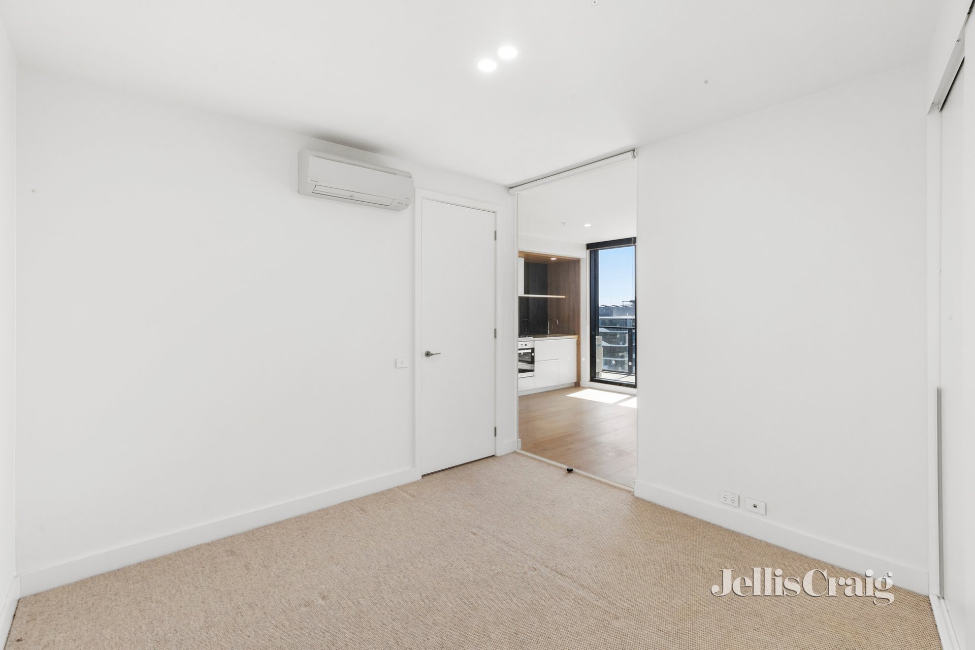 2105/661 Chapel St, South&nbsp;Yarra image 4