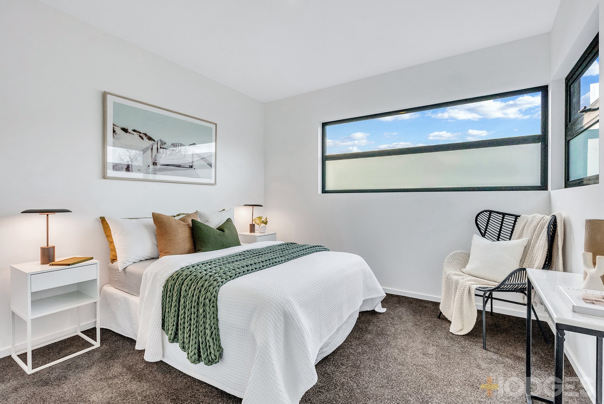 2 / 105a Wickham Road Hampton East