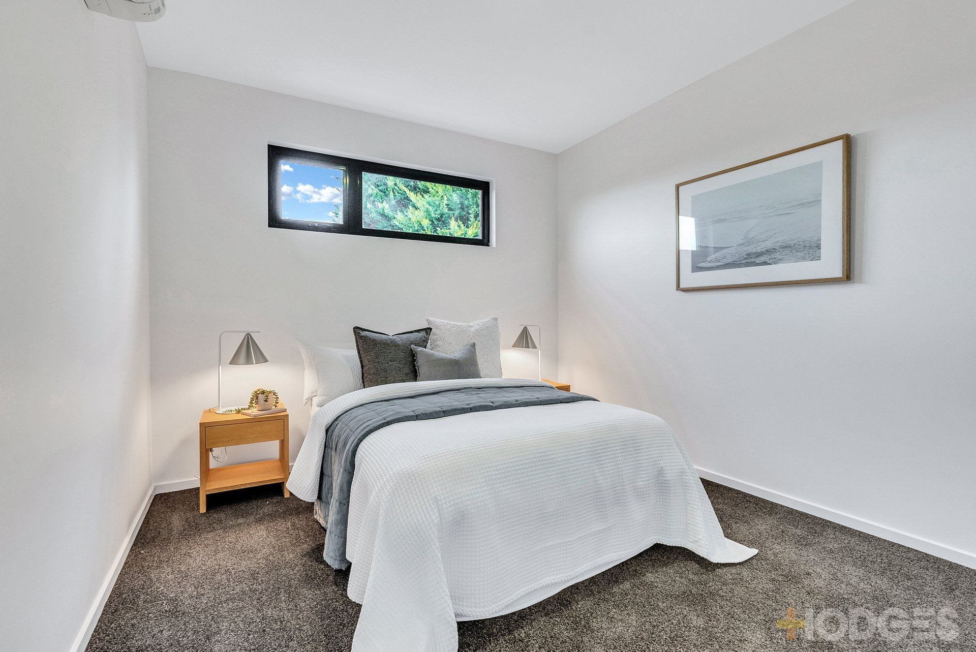 2 / 105a Wickham Road Hampton East