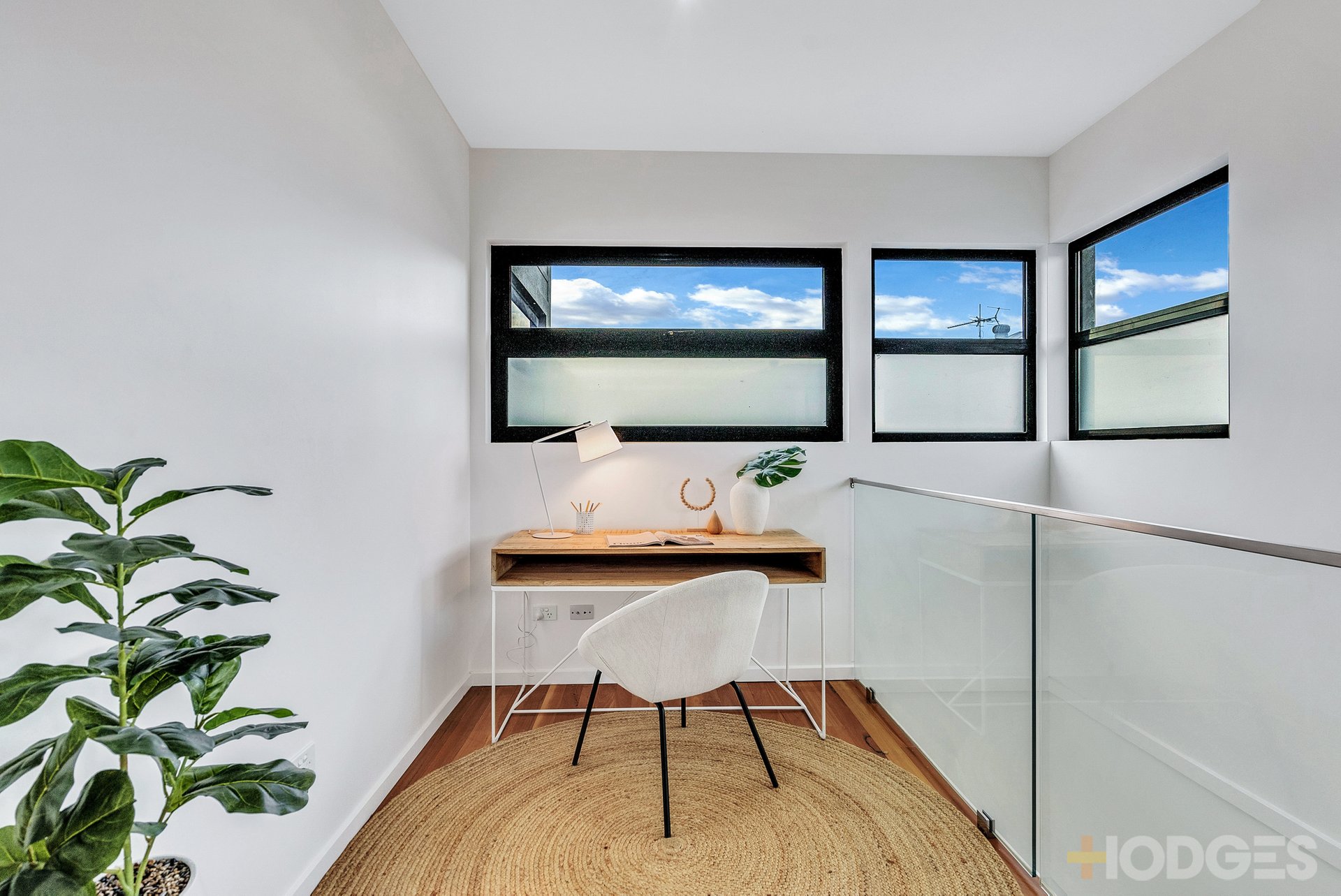 2 / 105a Wickham Road Hampton East