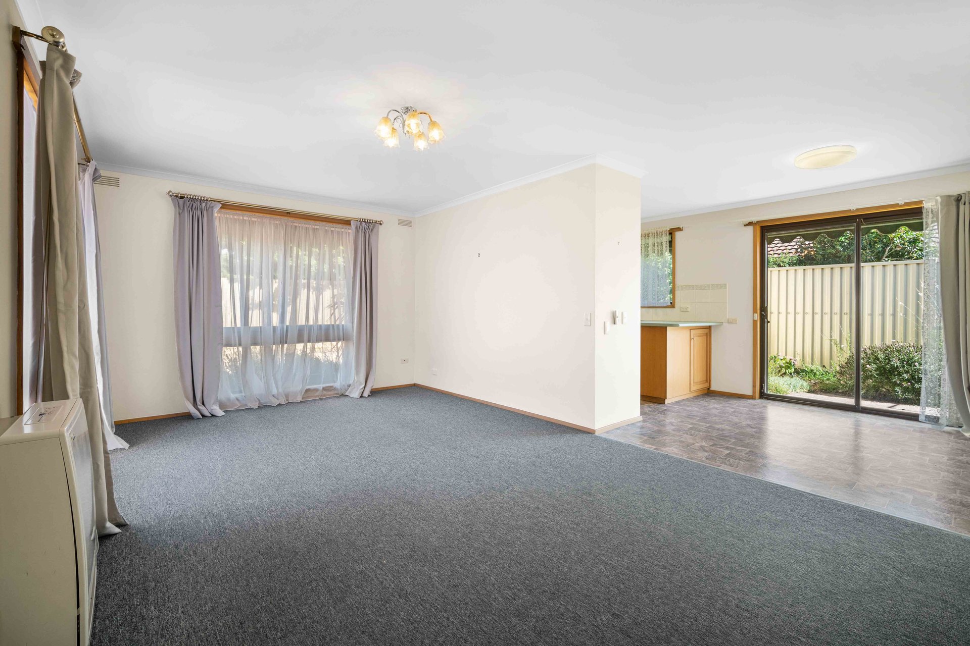 2/106 Cuthberts Road, Alfredton image 4