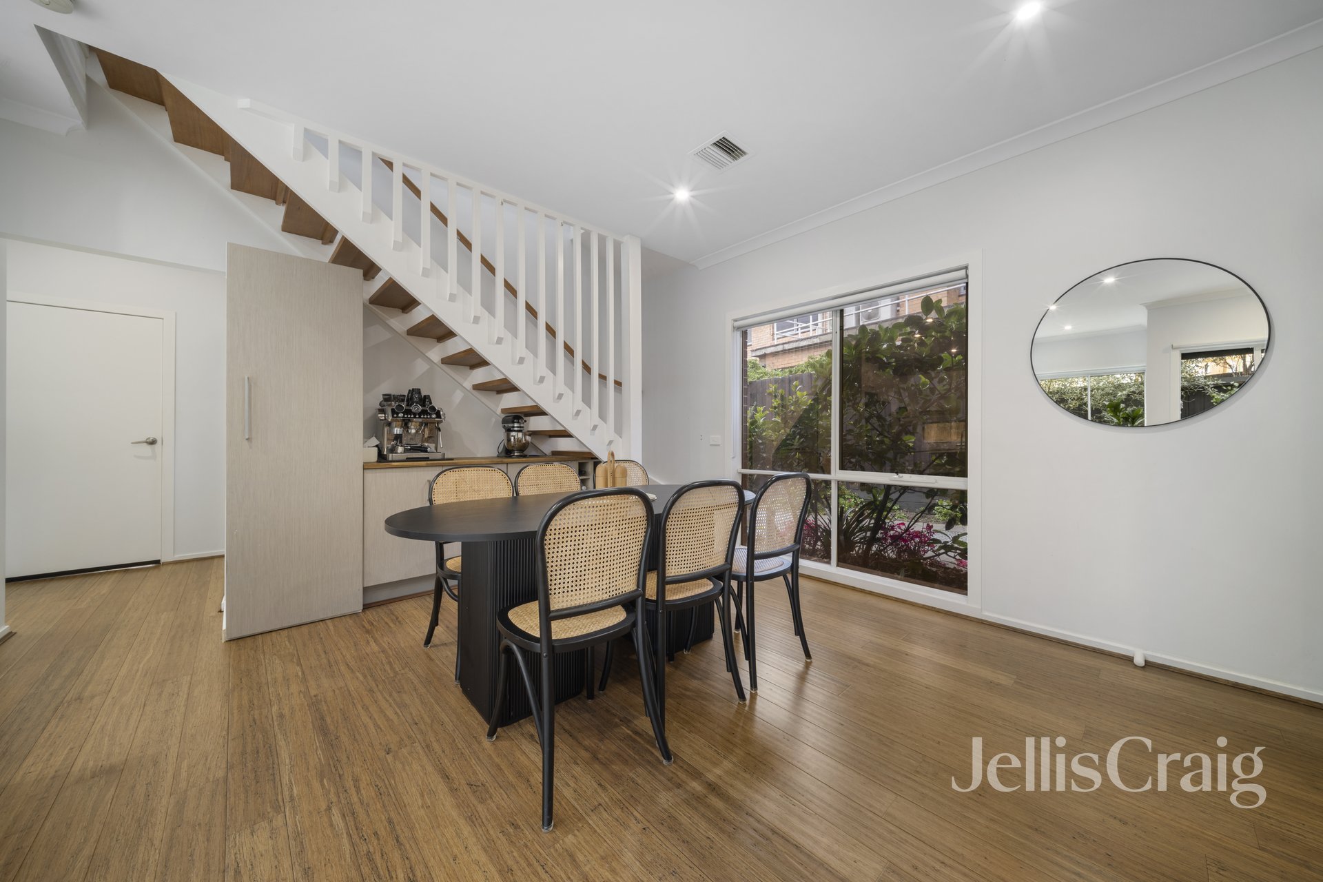 2/106 Station Street, Aspendale image 2