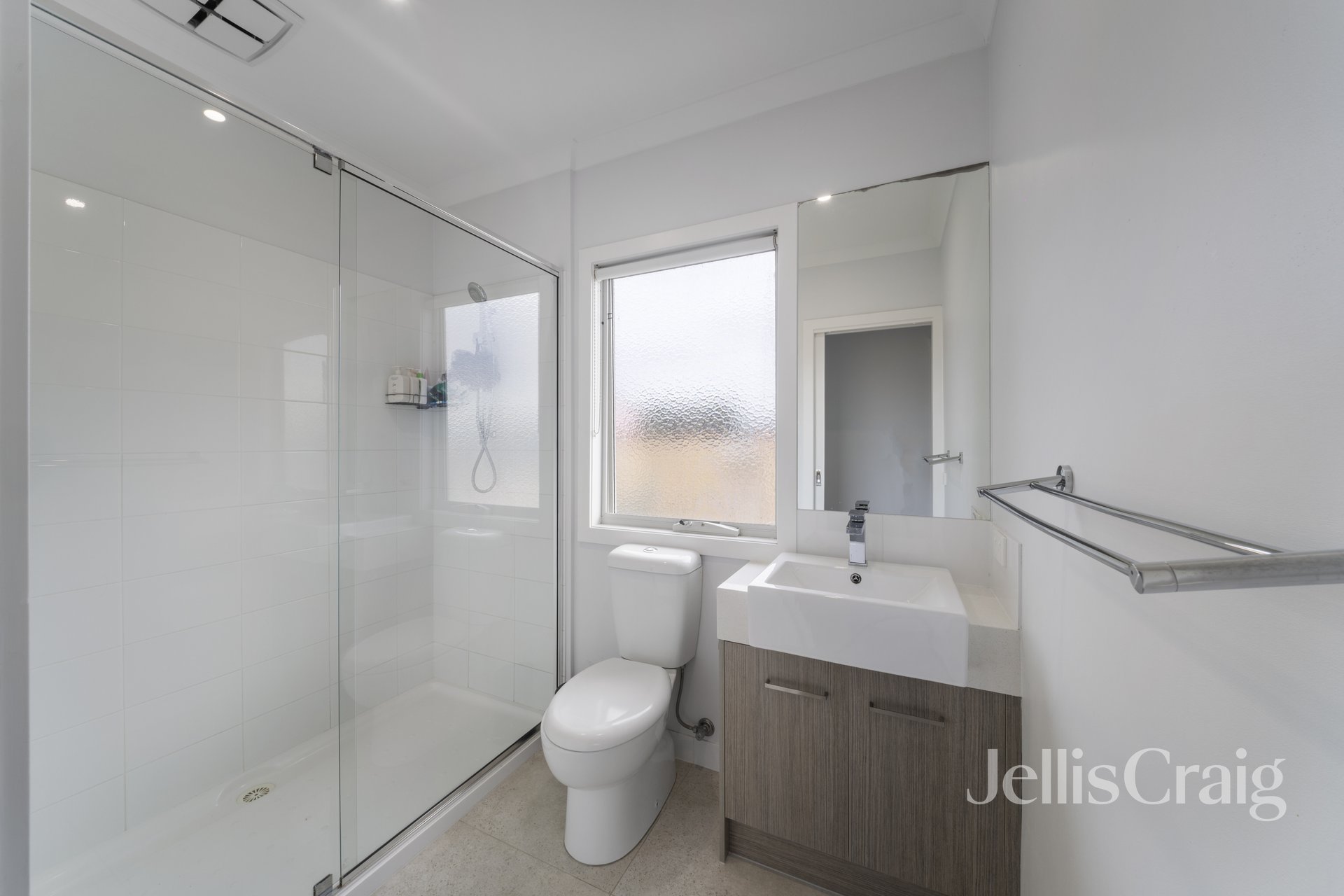 2/106 Station Street, Aspendale image 8