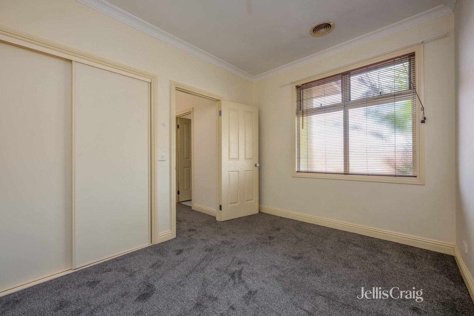 2/107 Pearson Street, Brunswick West image 4