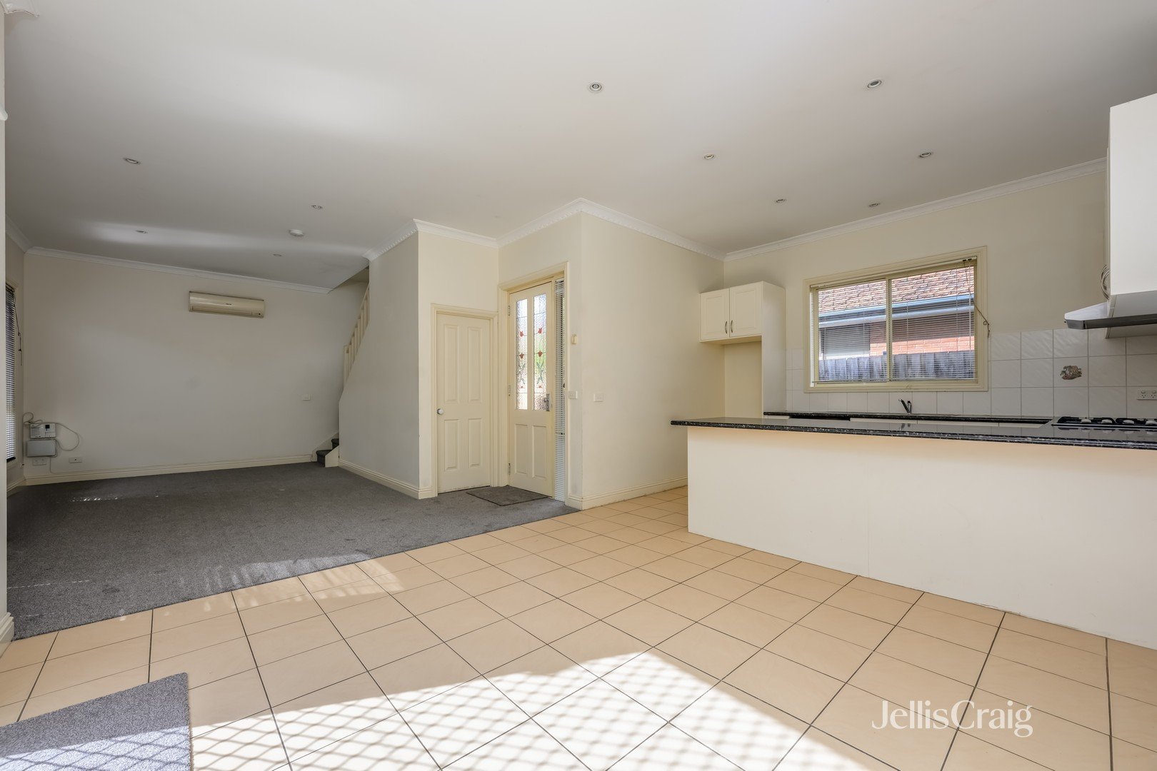 2/107 Pearson Street, Brunswick West image 2
