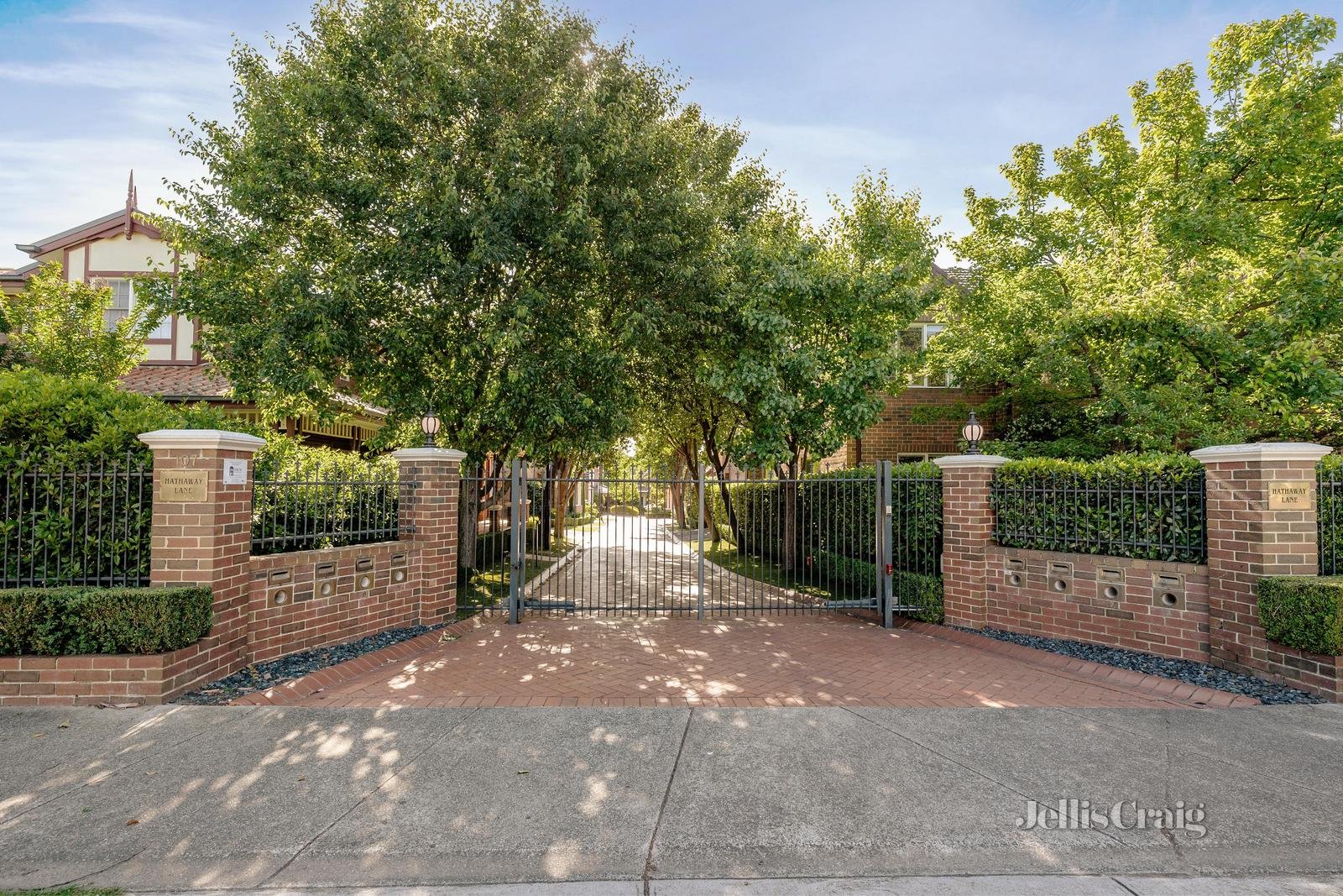 2/107 Wattle Valley Road, Camberwell image 10