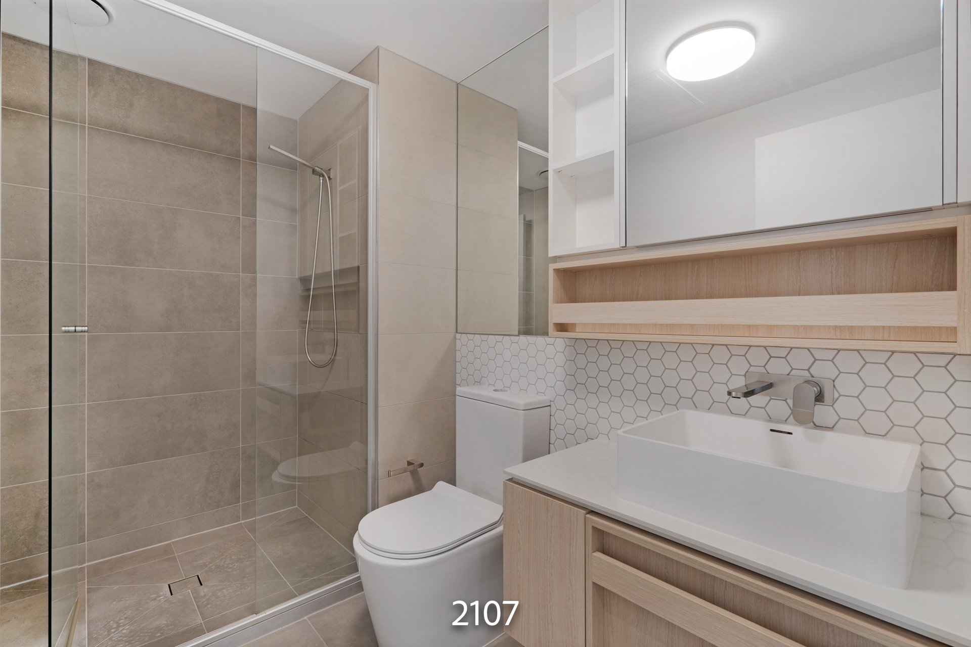 2107/40 Hall Street, Moonee&nbsp;Ponds image 5