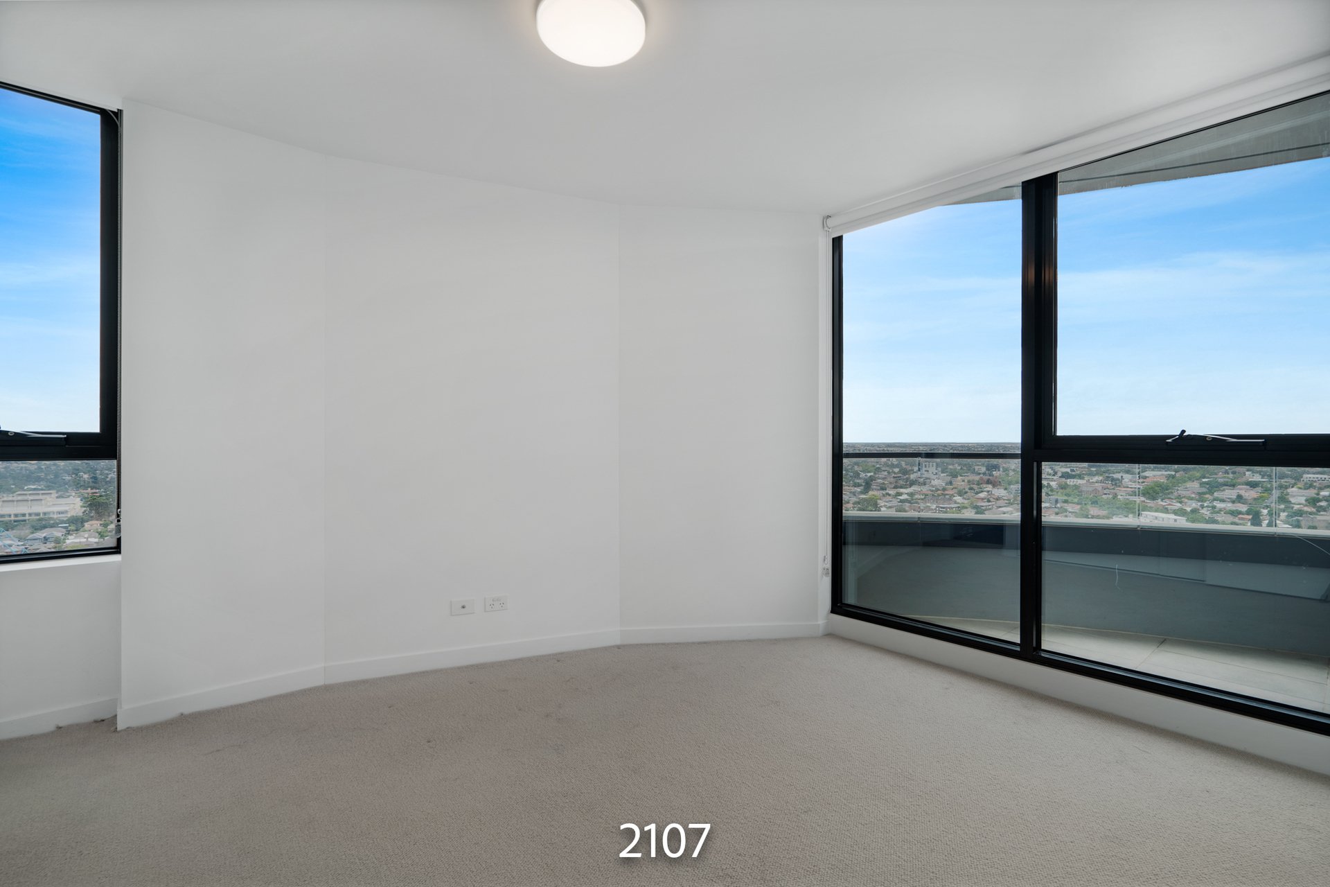 2107/40 Hall Street, Moonee&nbsp;Ponds image 6