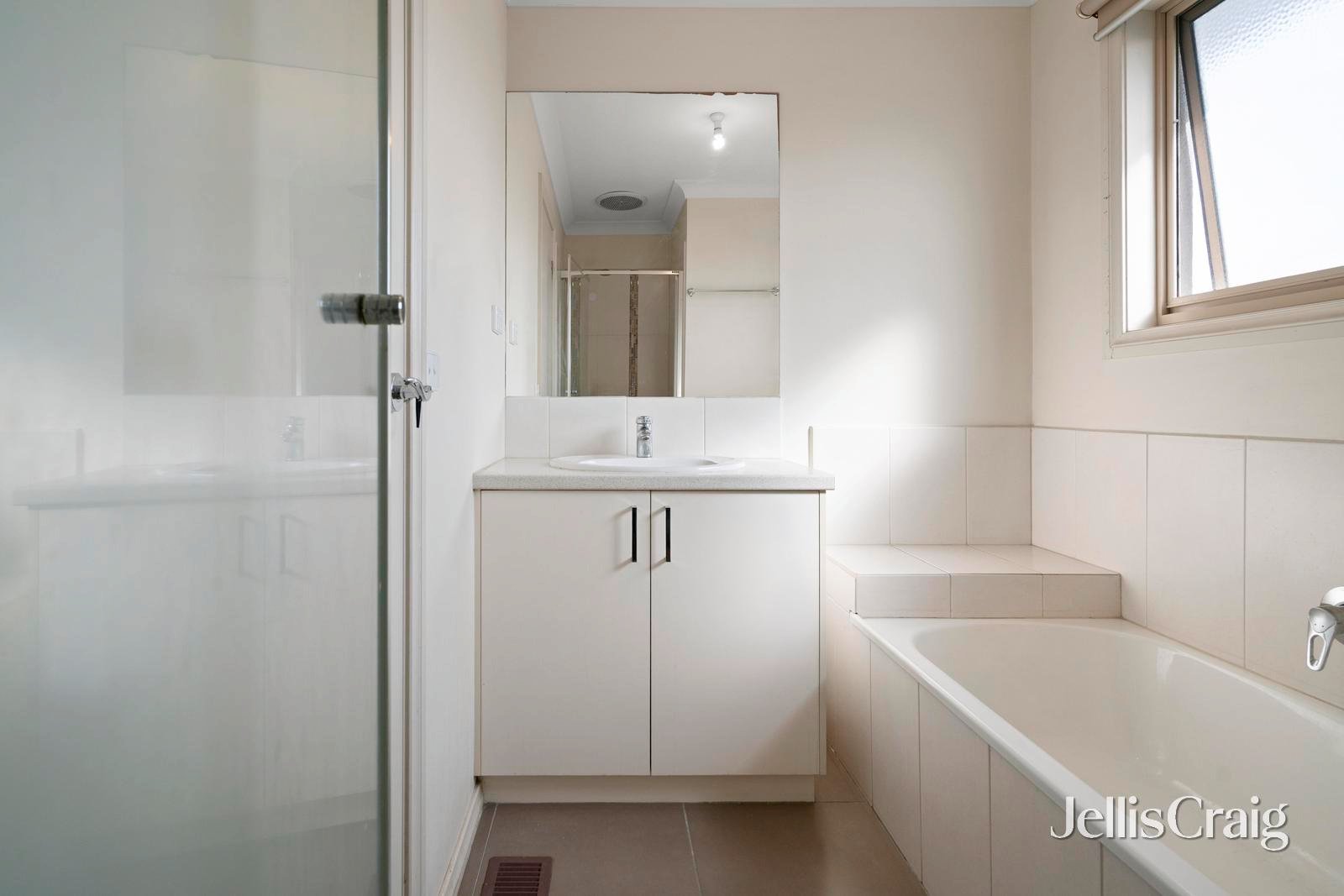 2/1079 North Road, Hughesdale image 12