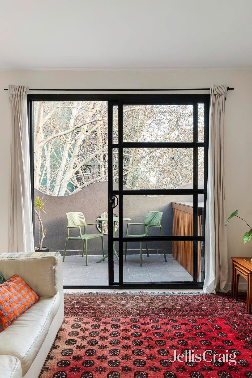 2/108 Cambridge Street, Collingwood image 5