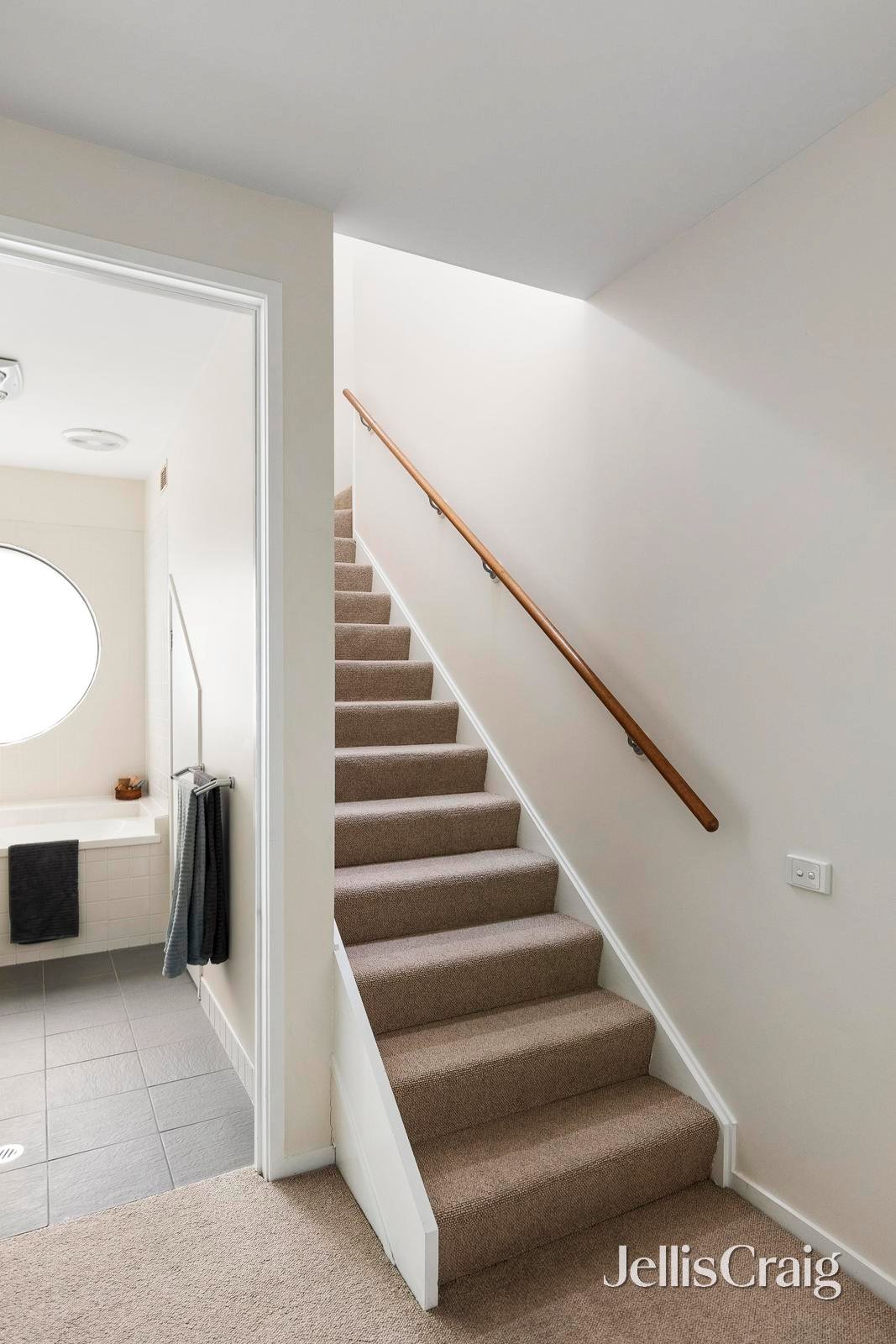 2/108 Cambridge Street, Collingwood image 7