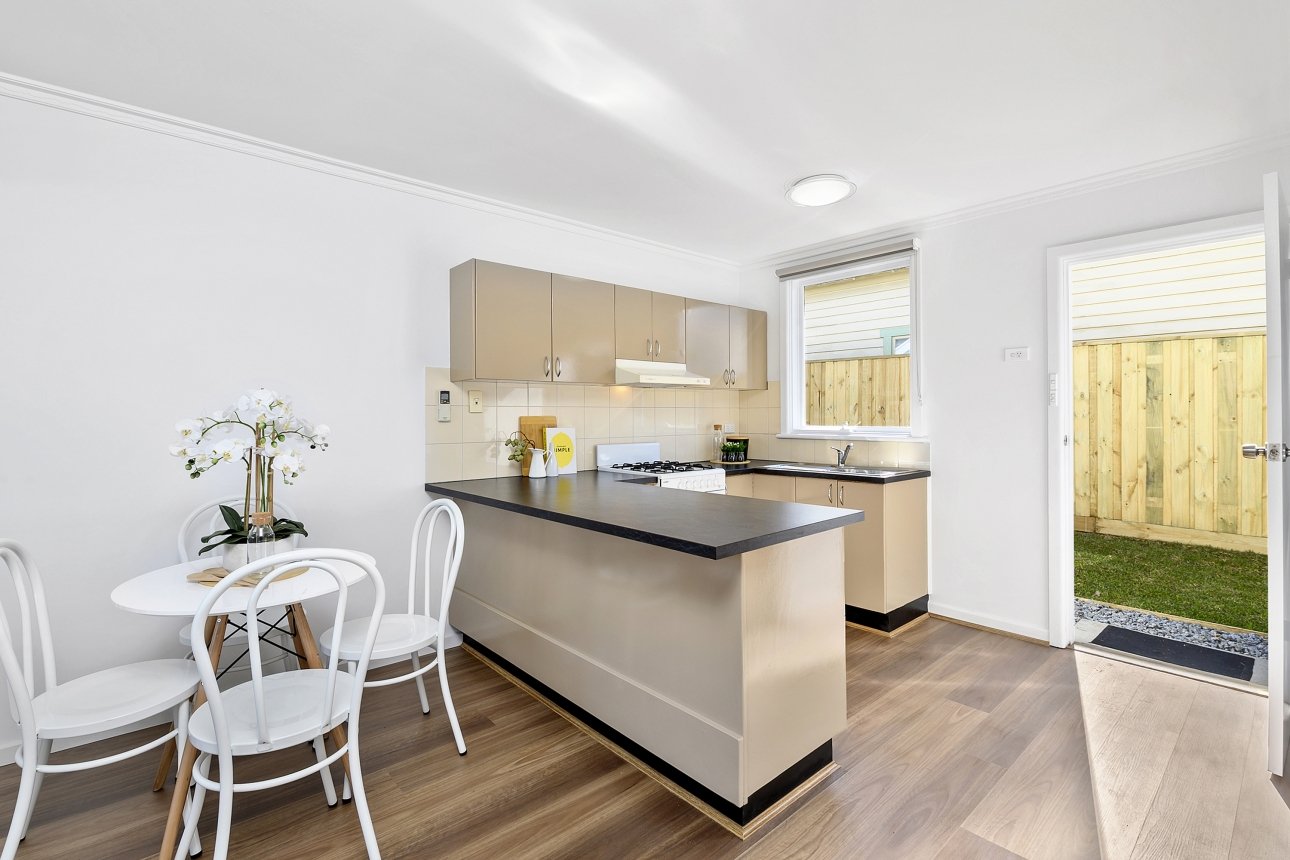 2/108 Gertrude Street, Geelong West image 3