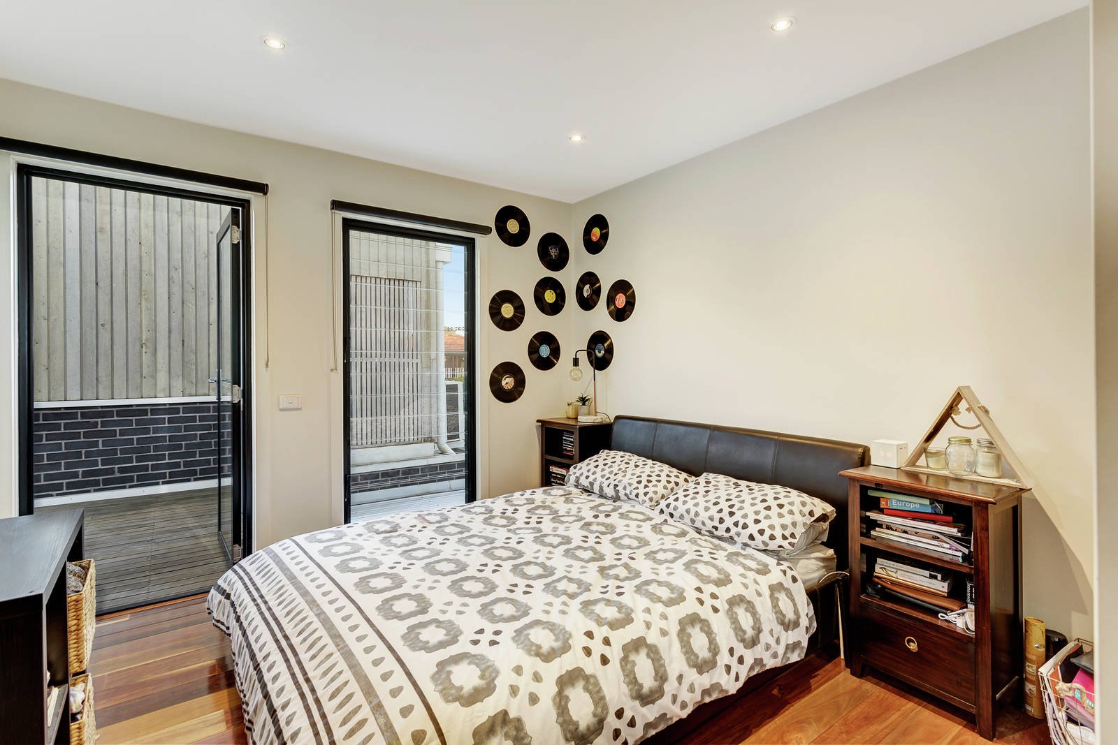 2/108 Murray Road, Preston image 3