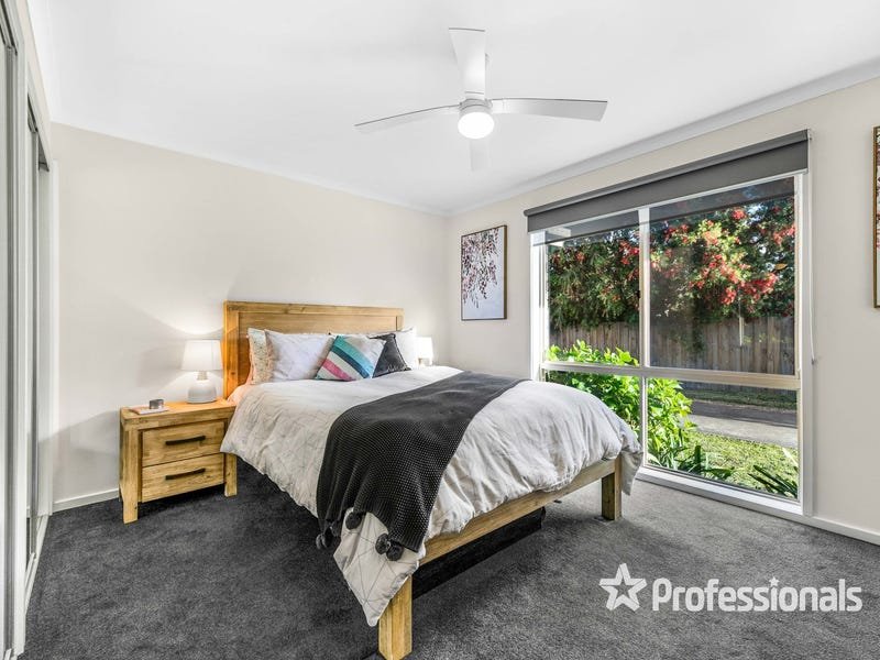 2/109 Colchester Road, Kilsyth image 7