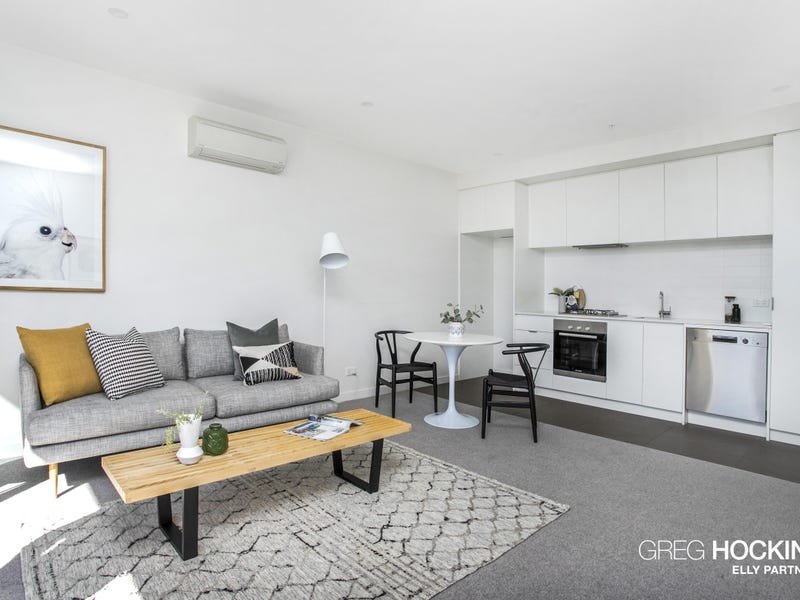 210/9 Hewitt Avenue, Footscray image 3