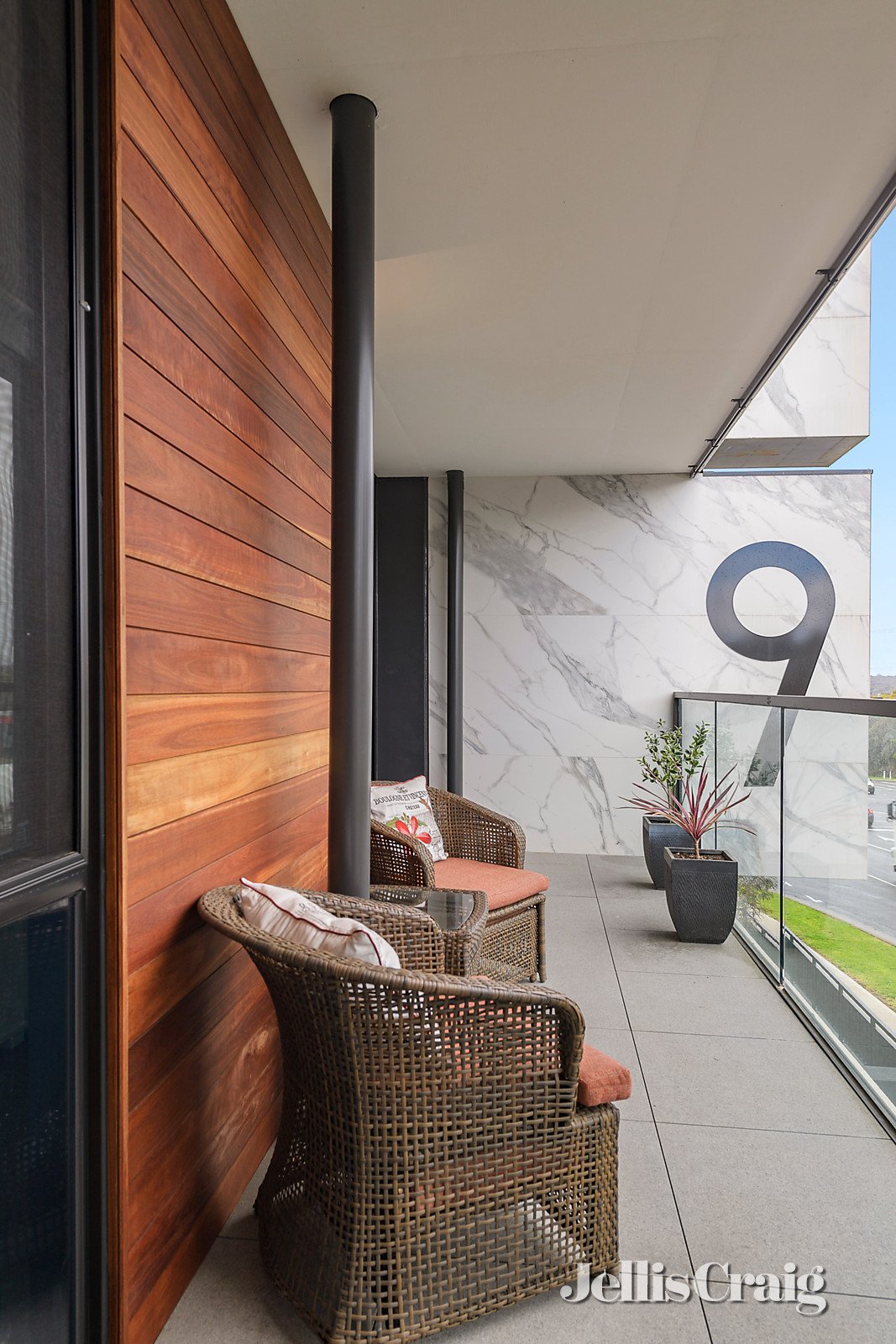 210/9 Red Hill Terrace, Doncaster East image 4