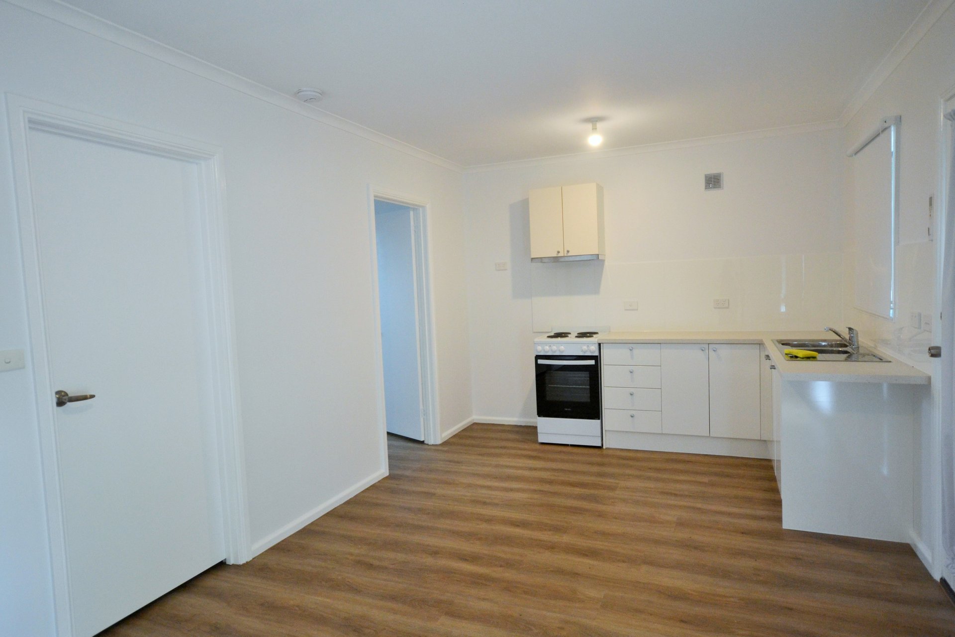 210B Cambridge Road, Kilsyth image 3
