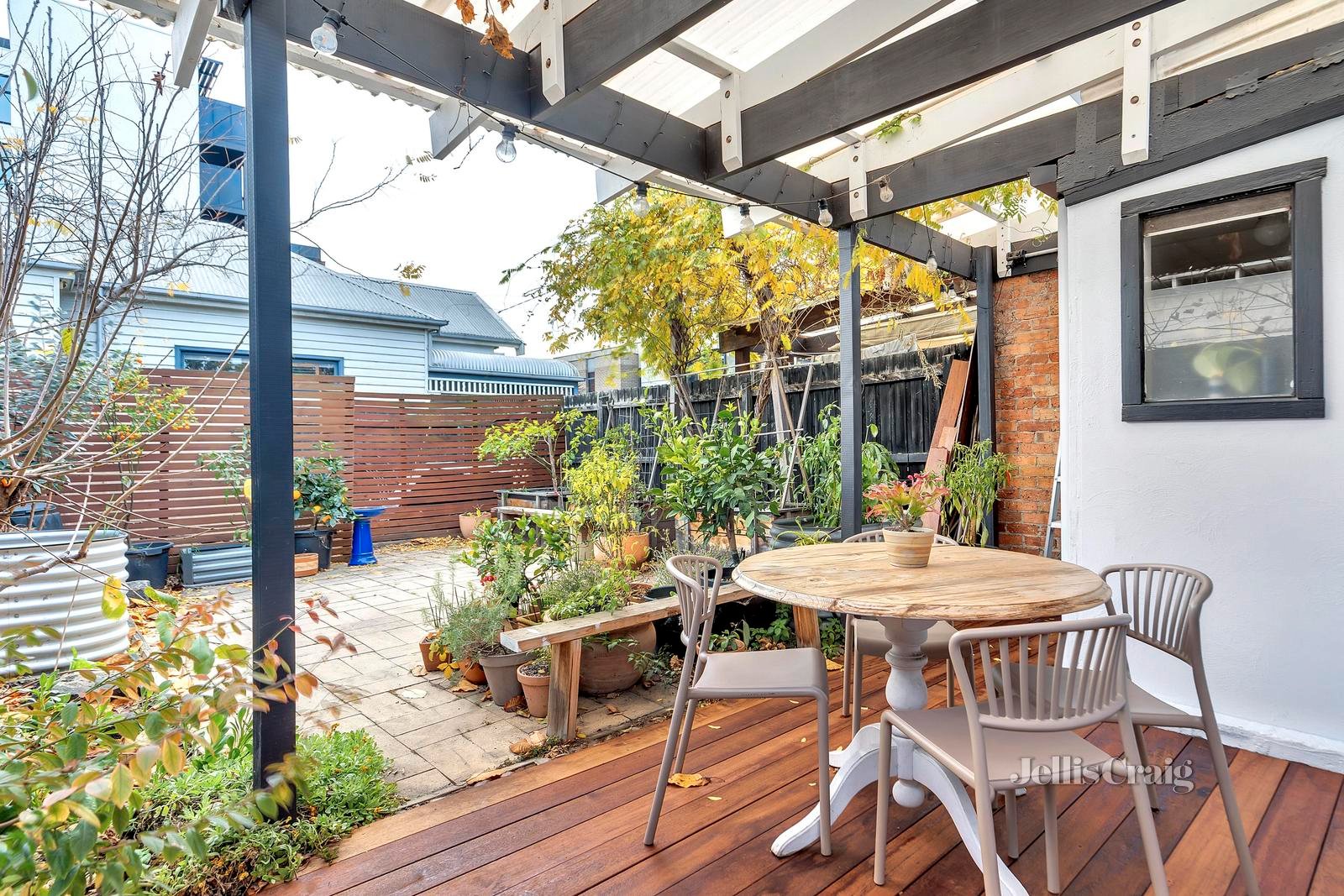 211 Albert Street, Brunswick image 10