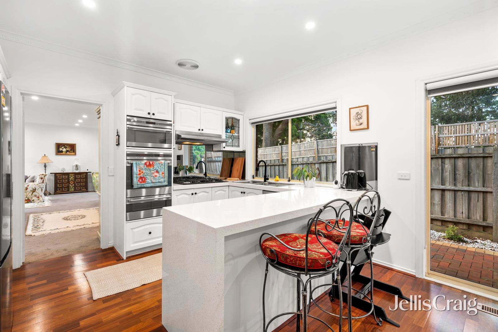 2/11 Arthurson Street, Mount&nbsp;Waverley image 8