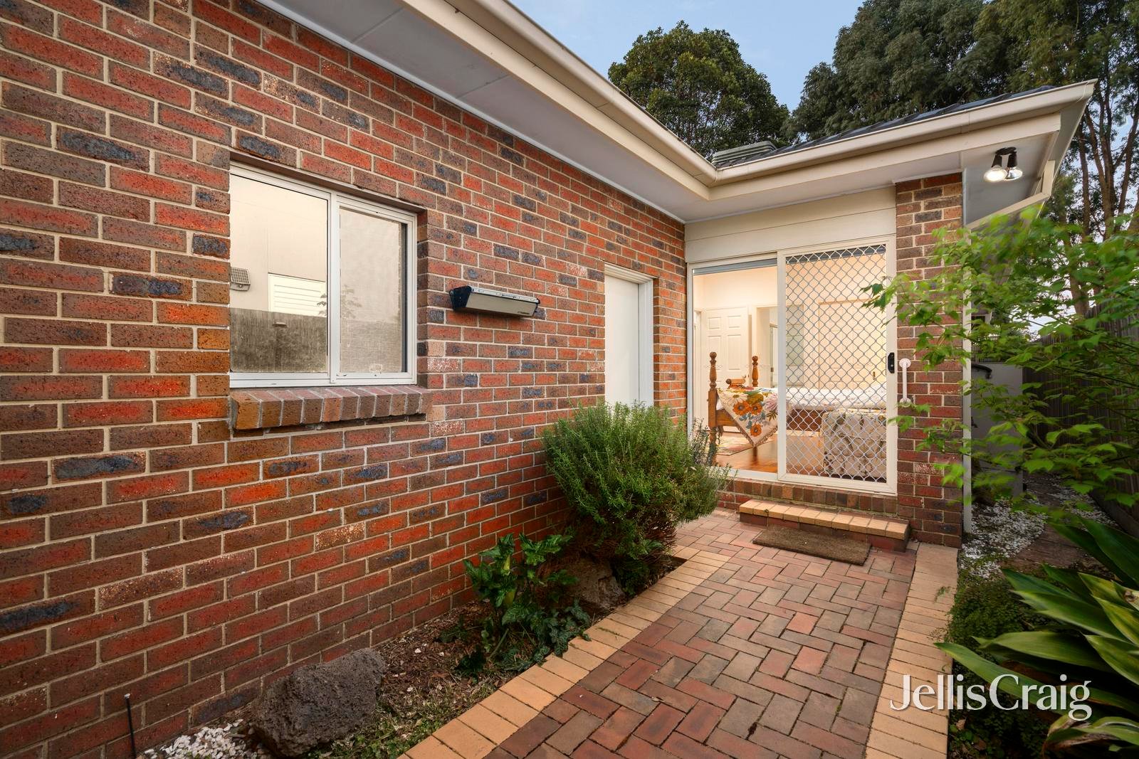 2/11 Arthurson Street, Mount&nbsp;Waverley image 15