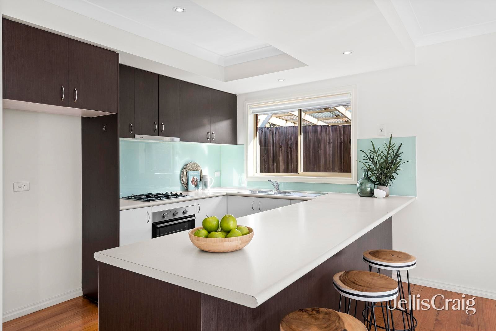 2/11 Basingstoke Road, Mitcham image 4