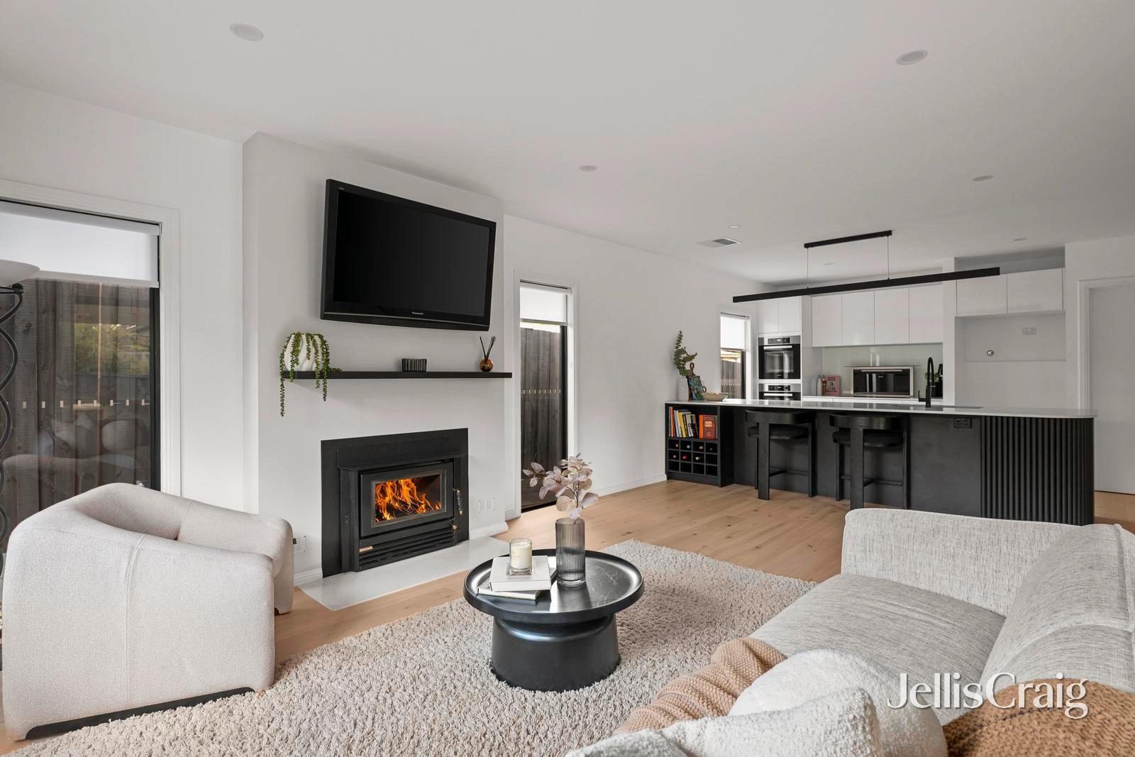 2/11 Baxter Street, Eltham image 3