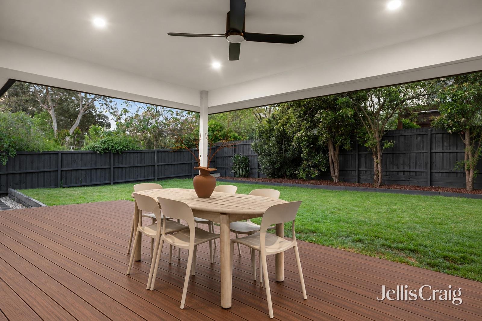 2/11 Baxter Street, Eltham image 17