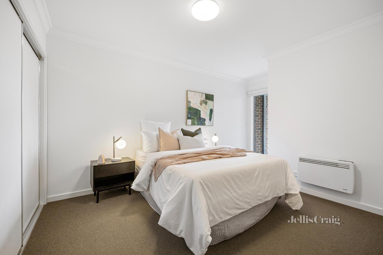 2/11 Church Street, Mitcham image 5