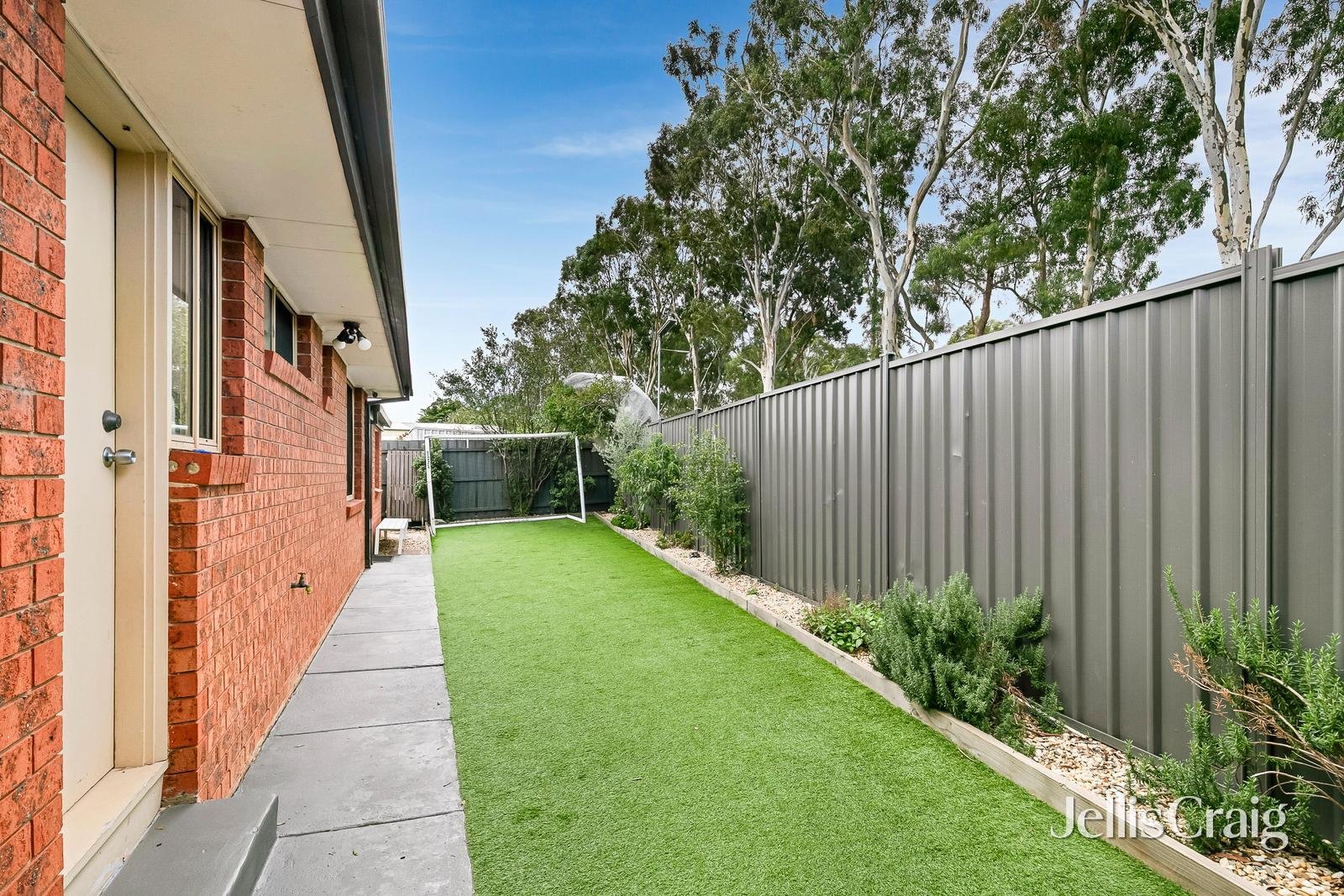 2/11 Elgata Close, Meadow&nbsp;Heights image 10