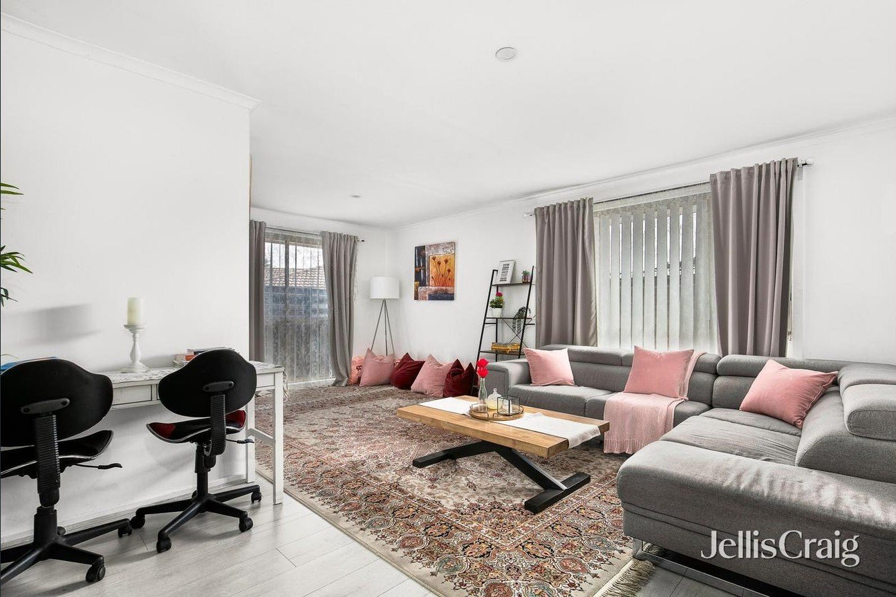 2/11 Elgata Close, Meadow&nbsp;Heights image 2