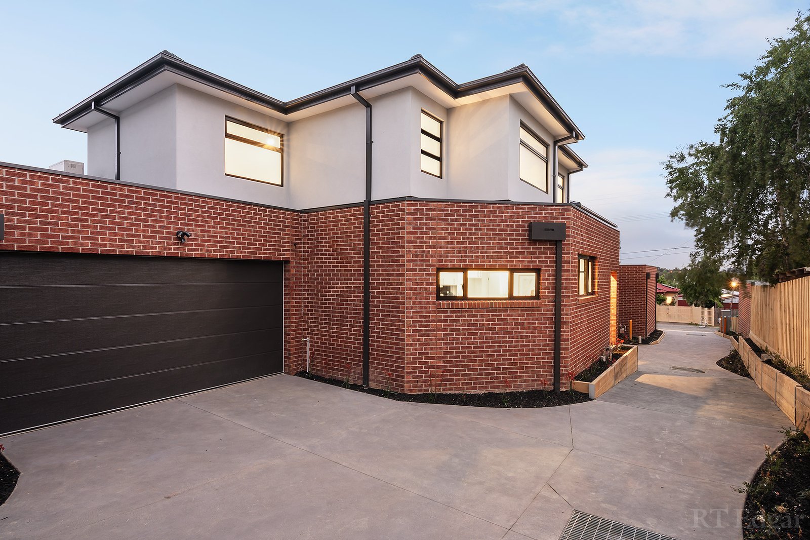Property Gallery - Main Image
