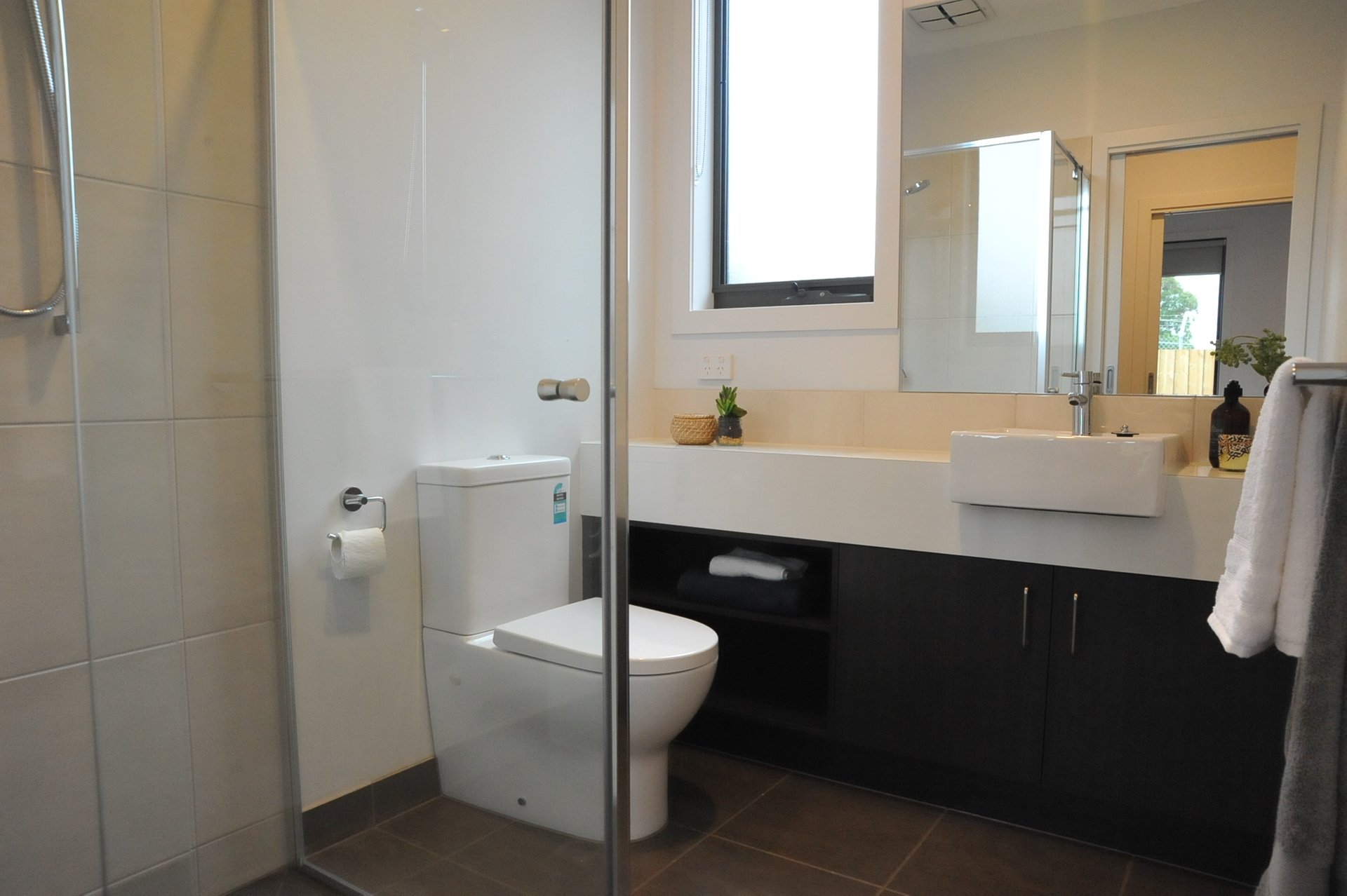 Room 1 / 2/11 Franklin Court FRANKSTON