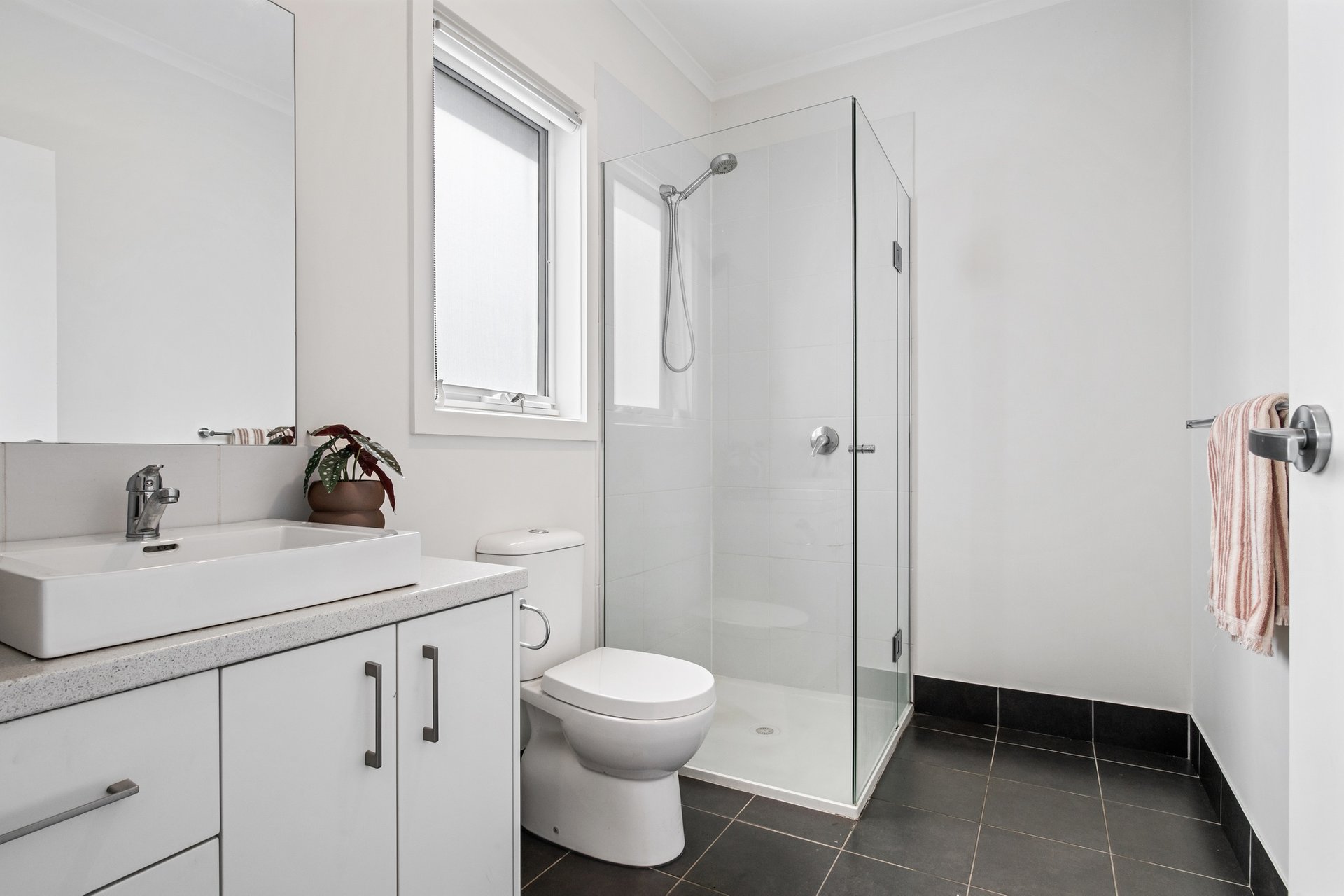 2/11 Glen View Road, Mount&nbsp;Evelyn image 8