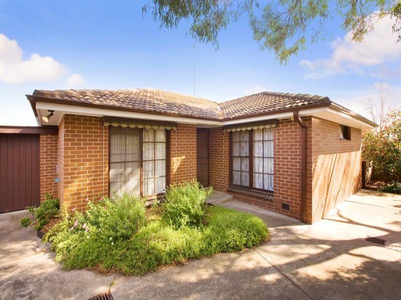 2/11 Glyndon Road, Camberwell, VIC, 3124 RT Edgar